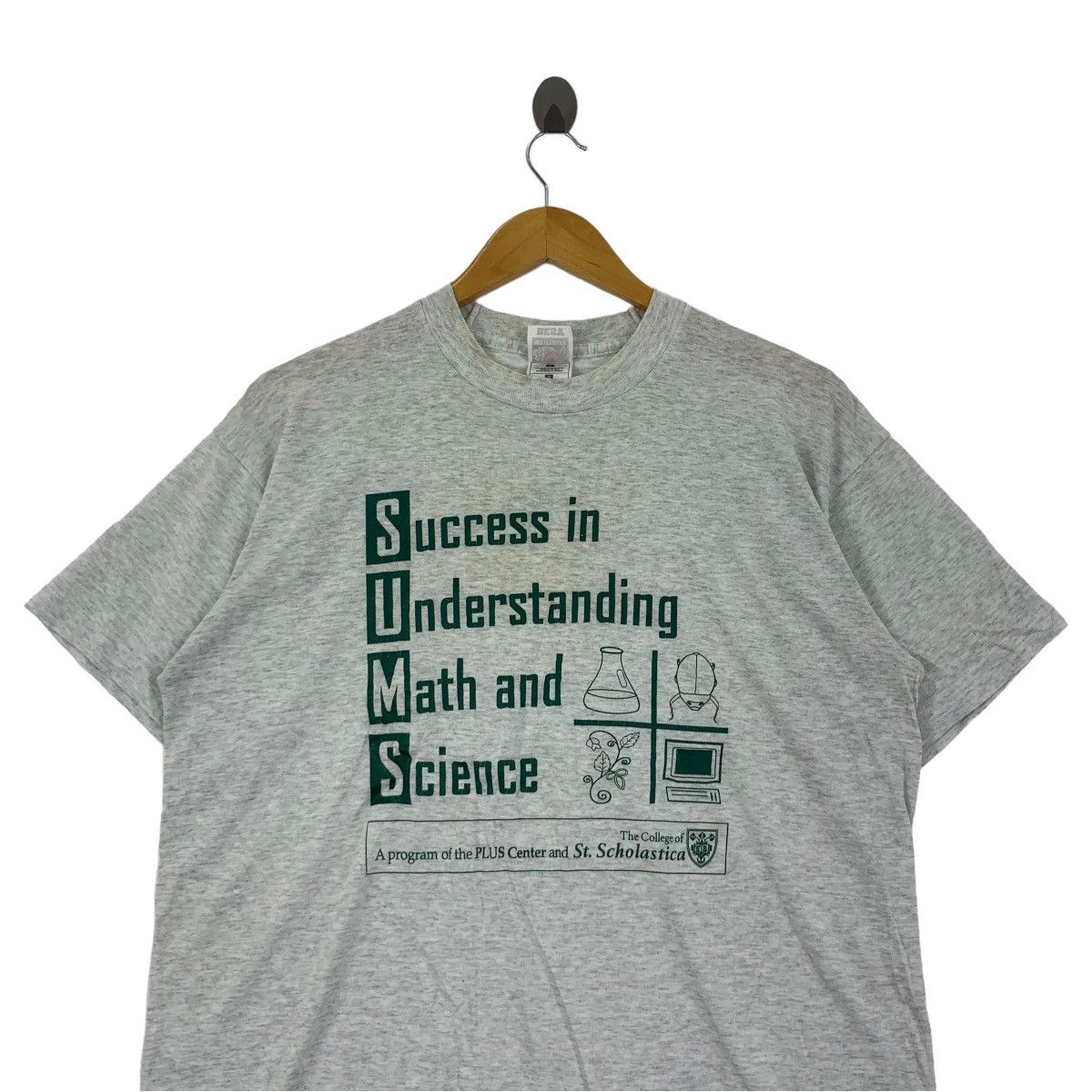 Fruit Of The Loom Vintage COLLEGIATE ST. SCHOLASTICA Science Tee Shirt Size L / US 10 / IT 46 - 2 Thumbnail
