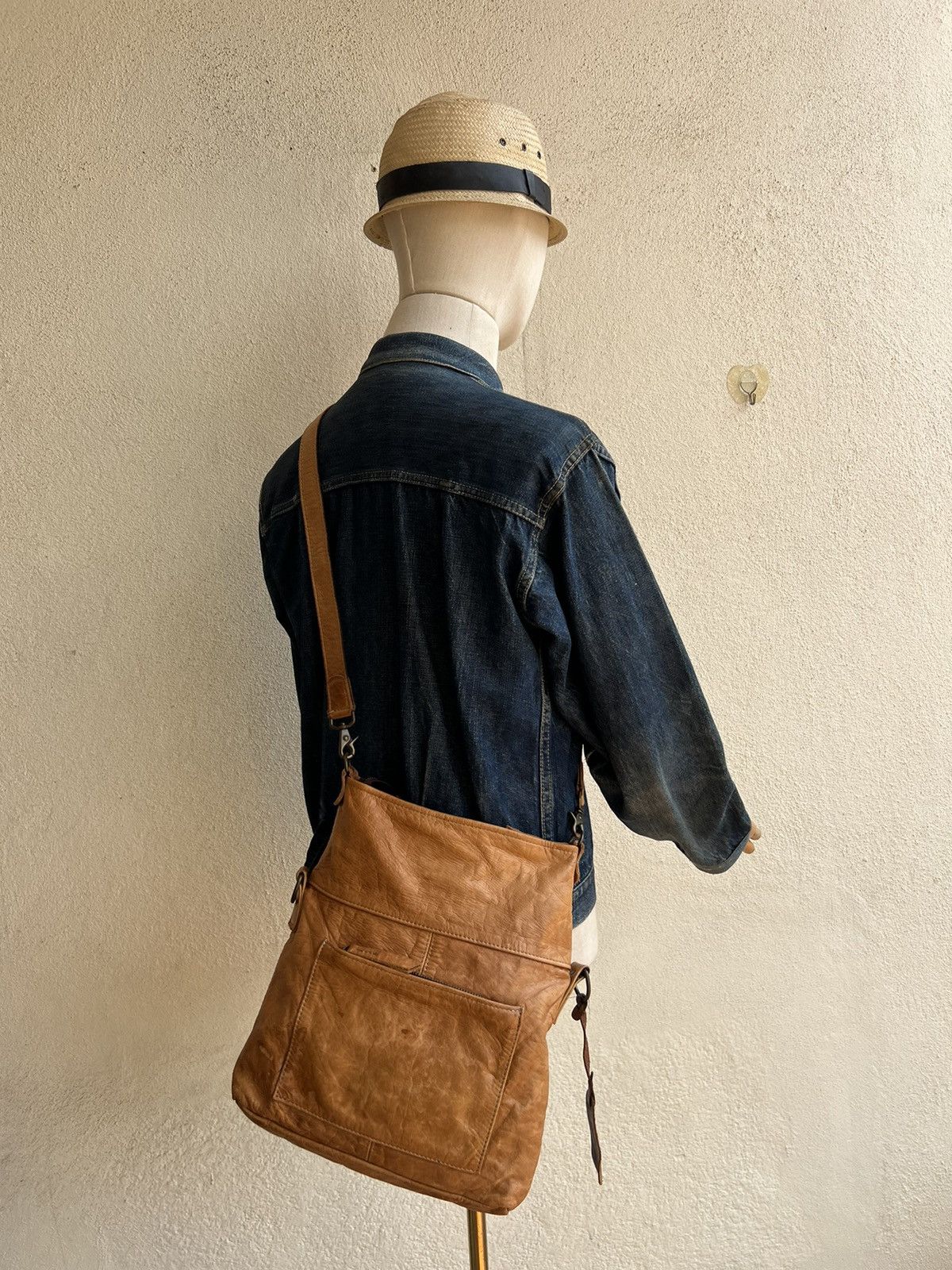 Leather Vintage Vanity Bash Japan Distressed Patina Leather Bag Size ONE SIZE - 5 Thumbnail