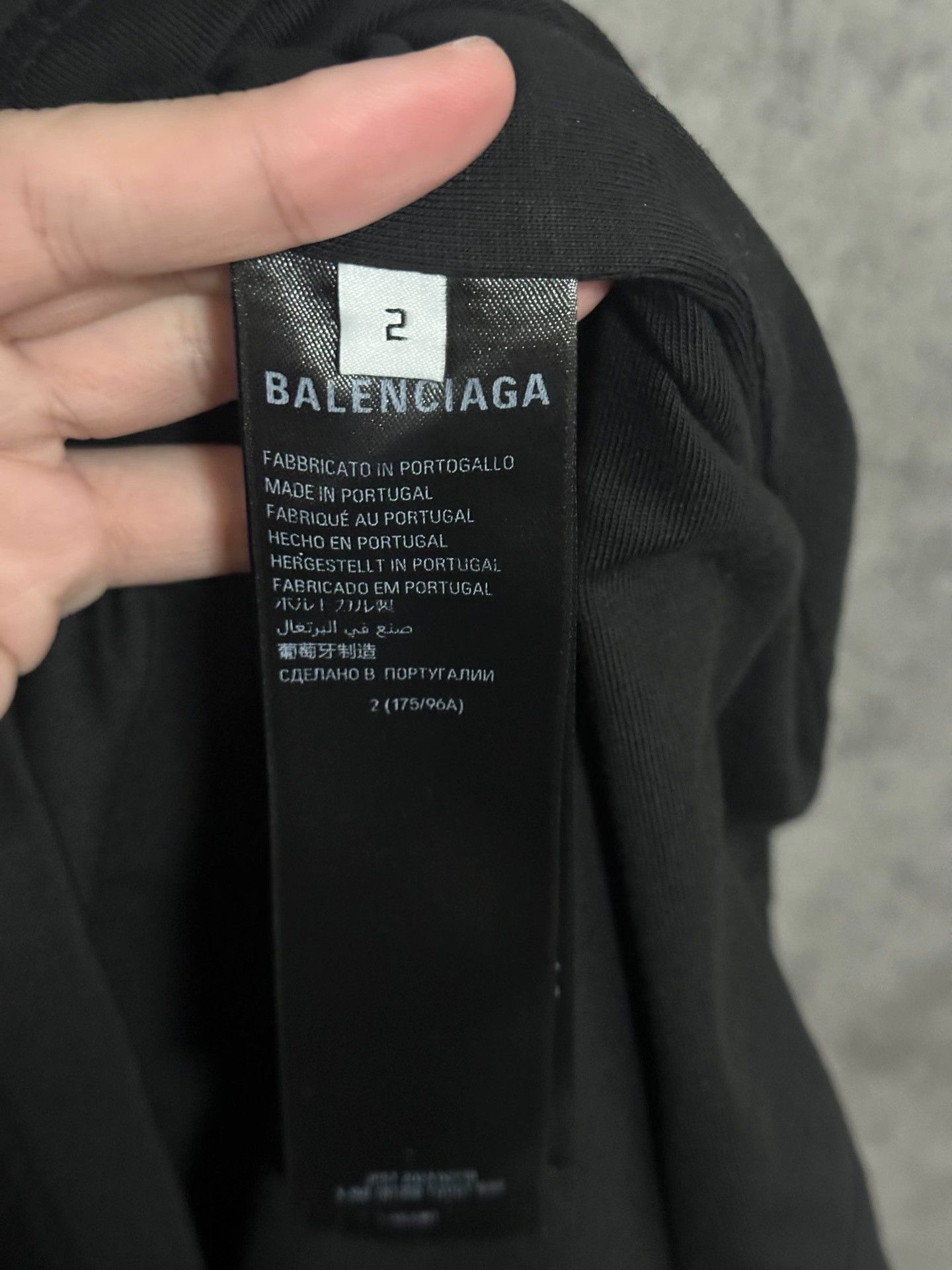 Balenciaga Balenciaga Ai Generated Logo Crewneck T-Shirt Size US M / EU 48-50 / 2 - 3 Thumbnail