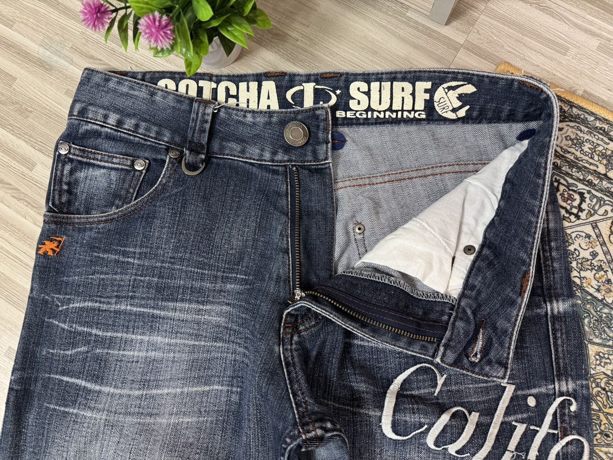 Gotcha × Vintage Vintage Gotcha Biglogo Distressed Denim Jeans Size US 32 / EU 48 - 6 Thumbnail