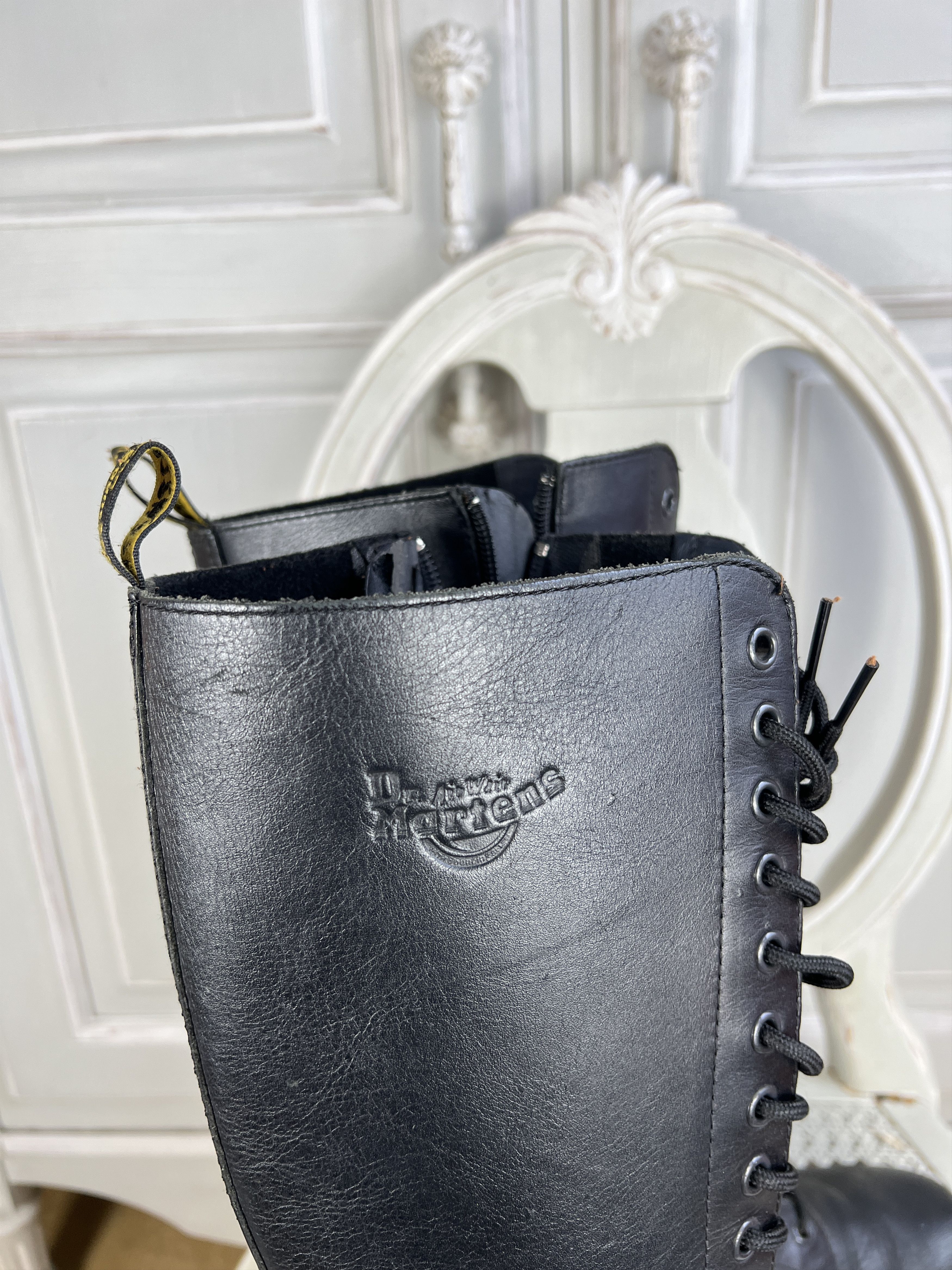 Dr. Martens DR.MARTENS LEATHER HIGH BOOTS Size US 6 / IT 36 - 3 Thumbnail
