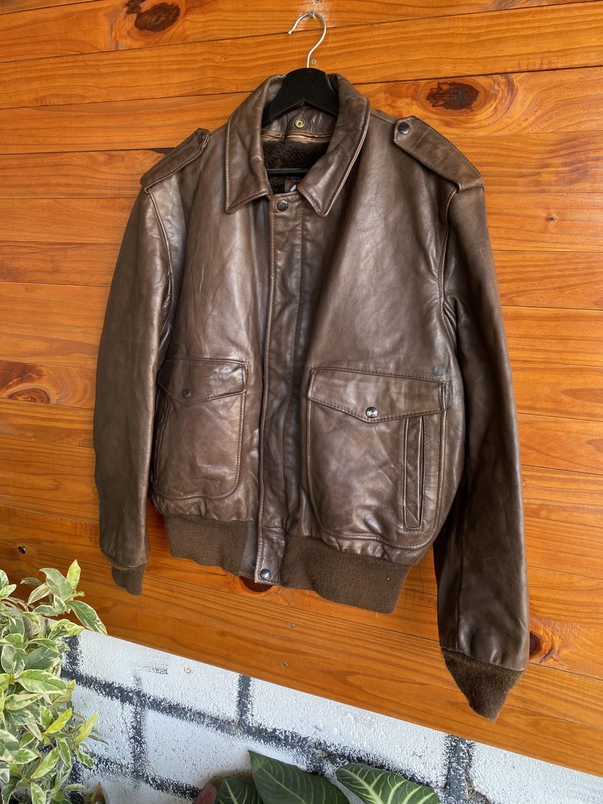 Schott Vintage 70s Schott Leather Flight Jacket Made USA Size 44 Size US XL / EU 56 / 4 - 5 Thumbnail