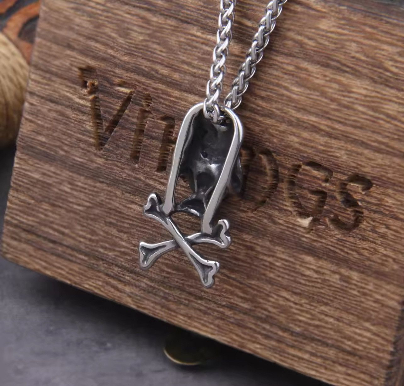 Jewelry Skull Pendant Necklace Size ONE SIZE - 2 Thumbnail