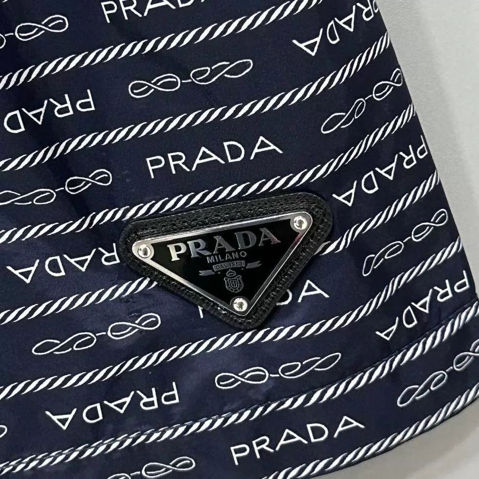 Prada PRADA striped all-over triangle logo short Size 25" / US 0 / IT 36 - 5 Thumbnail