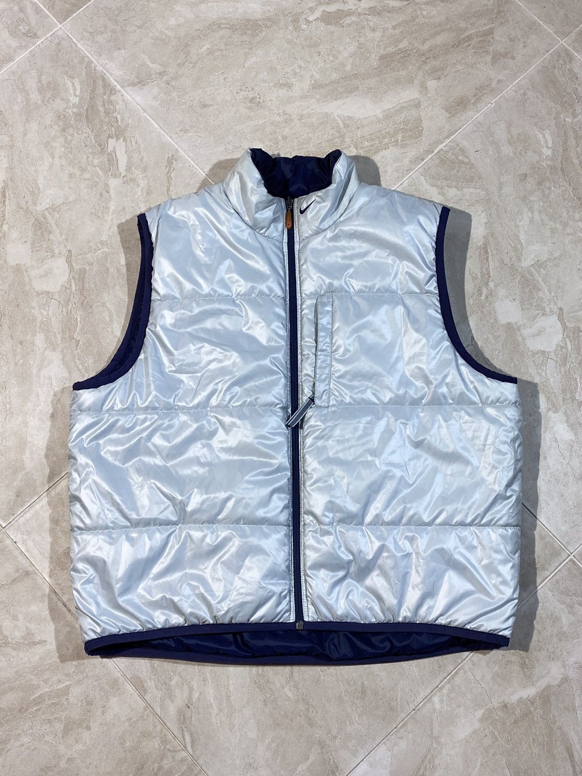 Nike 🔥 Y2k NIKE PUFFER VEST SILVER FUTURE RAVE VIBES Size US XL / EU 56 / 4 - 4 Thumbnail