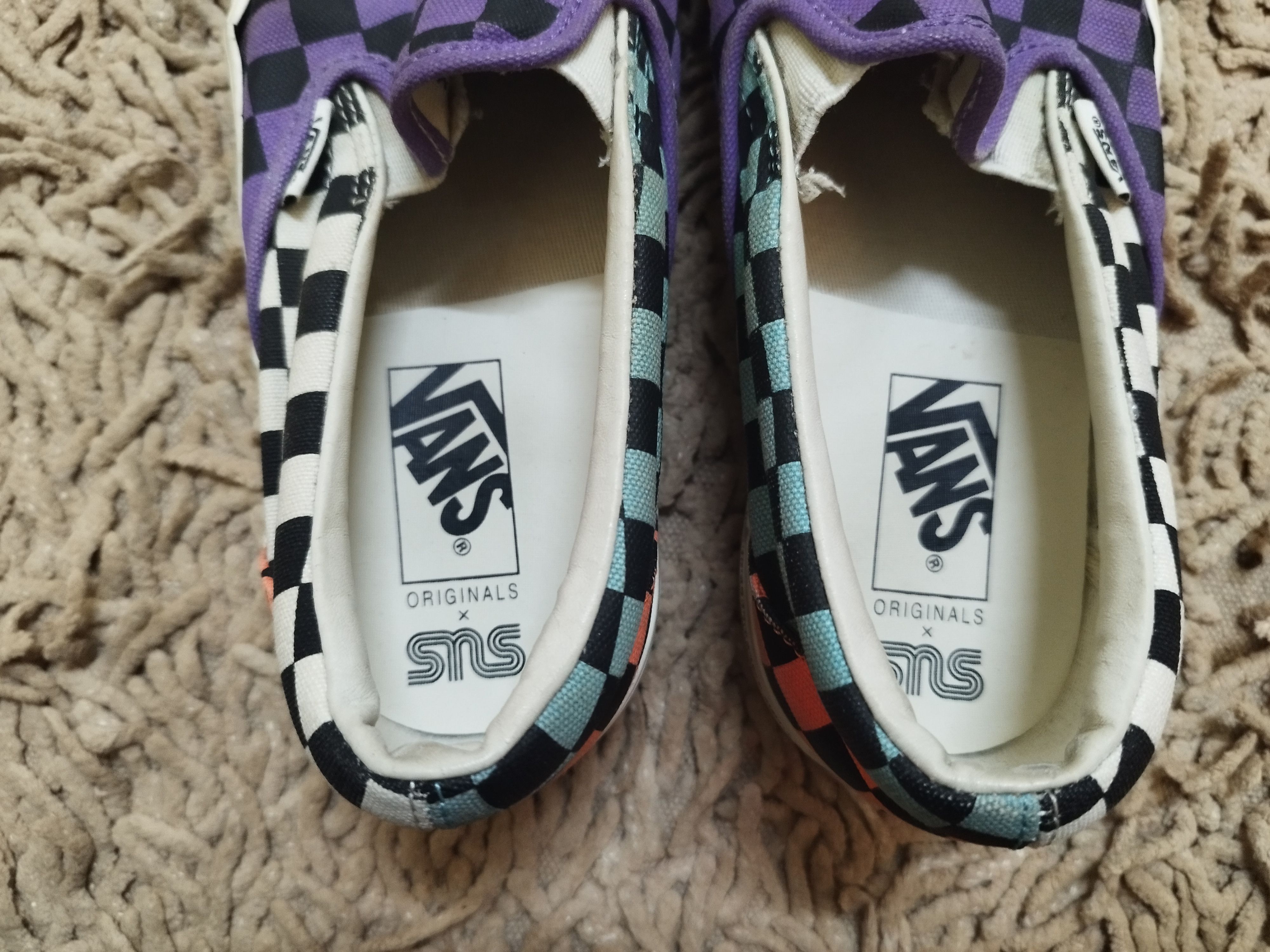 Sneakersnstuff × Vans Sneakersnstuff x Vans Slip-On LX 'Venice Beach'(SAMPLE) Size US 6 / EU 39 - 5 Thumbnail