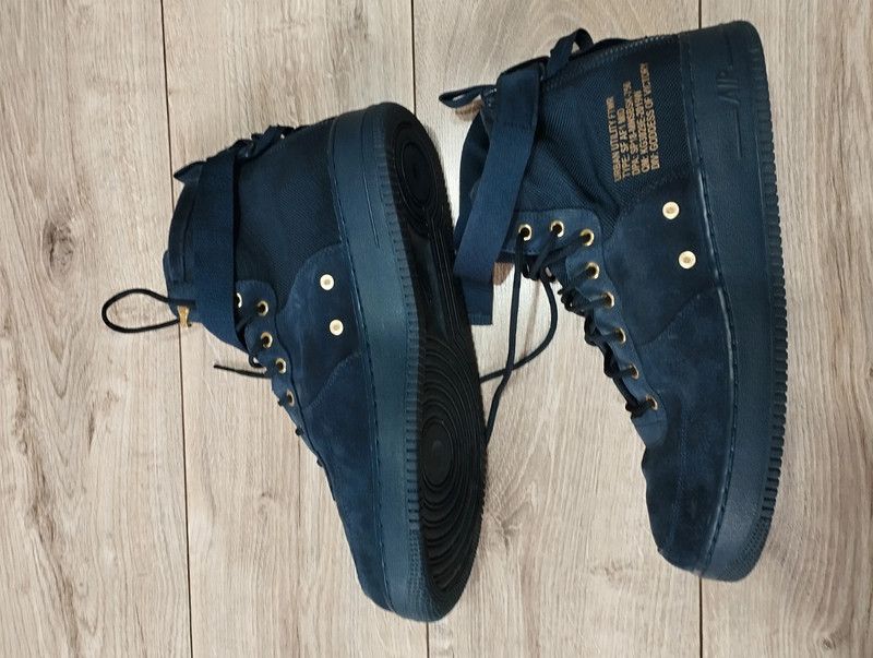 Nike Nike SF Air Force 1 Mid Obsidian Metalic Gold size 49,5 Size US 15 / EU 48 - 13 Thumbnail