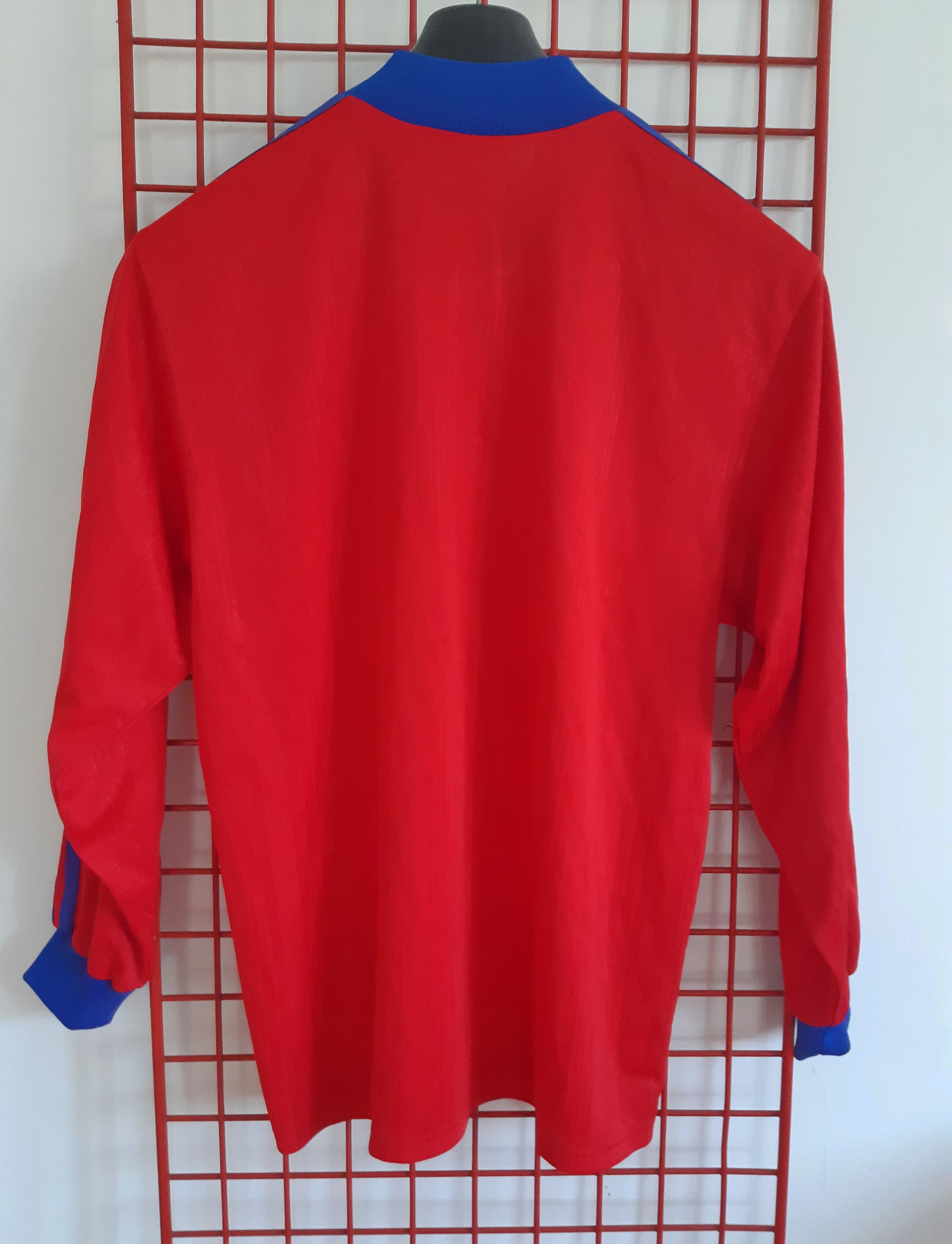 Adidas Vintage 90s ADIDAS Soccer Jersey made in Tunisia size M NWT Size US M / EU 48-50 / 2 - 2 Thumbnail
