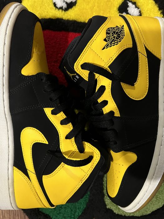 women's air jordan 1 laser orange