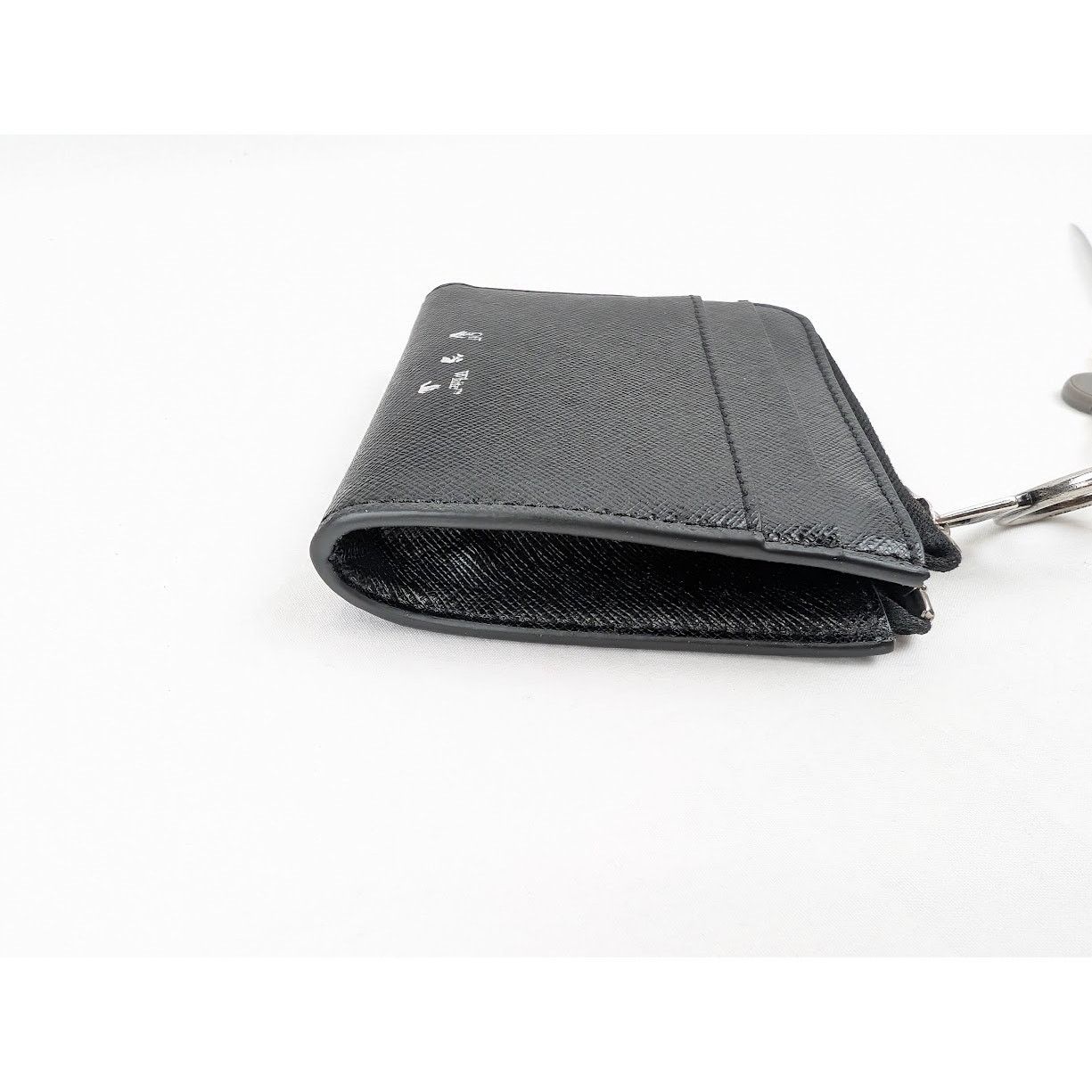 Off-White o1rshd1 Size: OS / Binder Diag Saff Zip Wallet in Black Size ONE SIZE - 5 Thumbnail