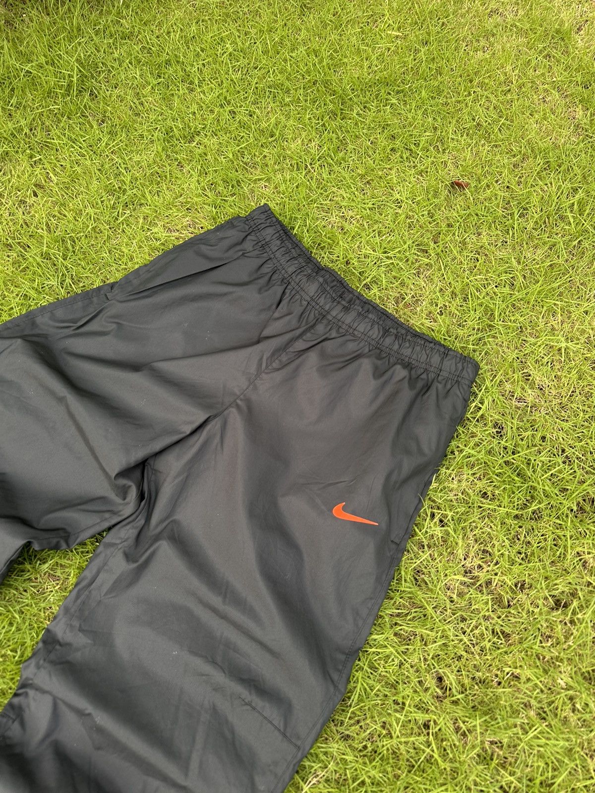 Nike × Vintage NIKE VINTAGE BASIC LOGO STREETWEAR SWEATPANTS Size US 32 / EU 48 - 2 Thumbnail