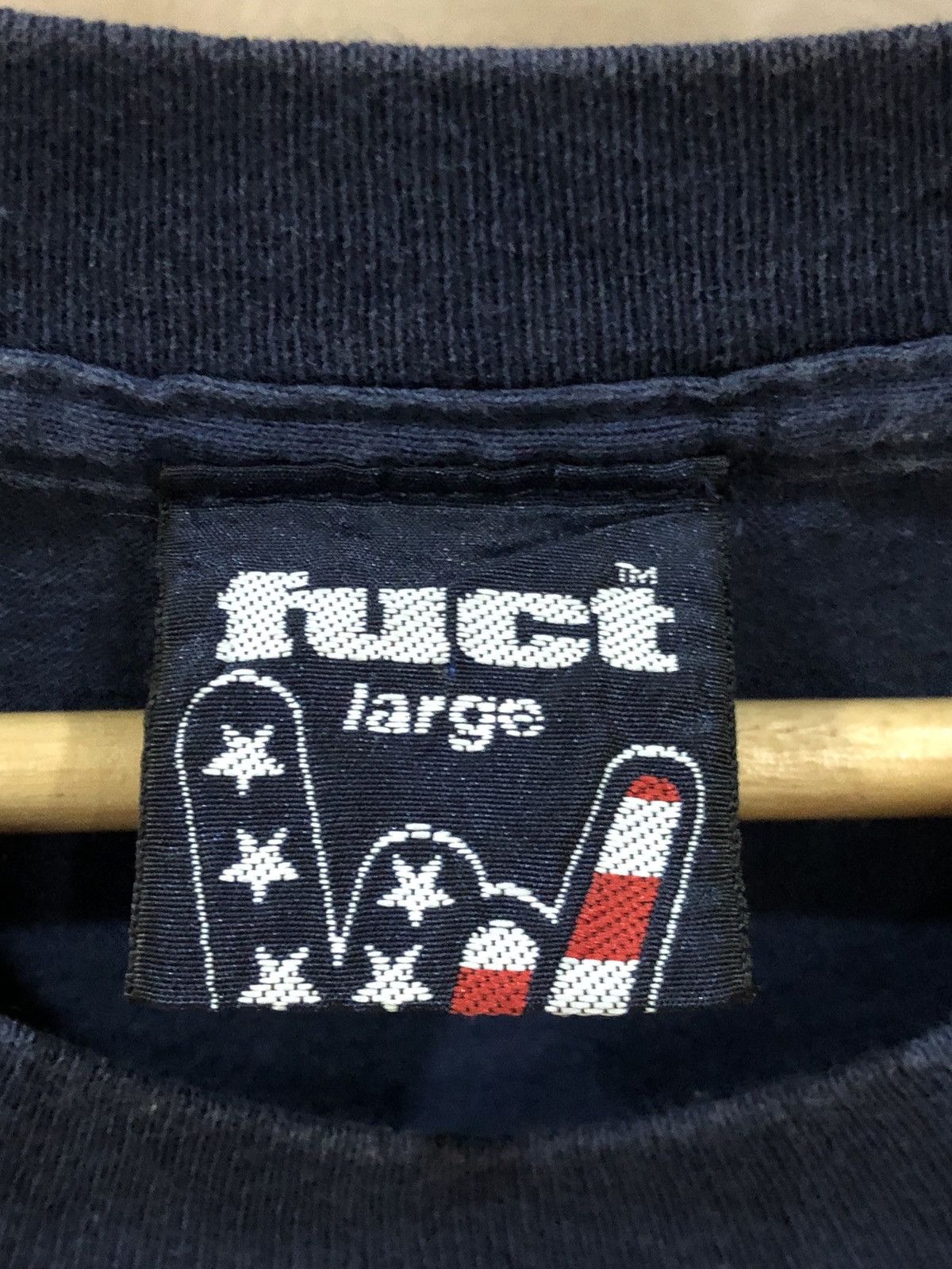 FUCT Archive Vintage 90s Fuct Skate Circle Camo Logo Tshirts Size US L / EU 52-54 / 3 - 4 Thumbnail