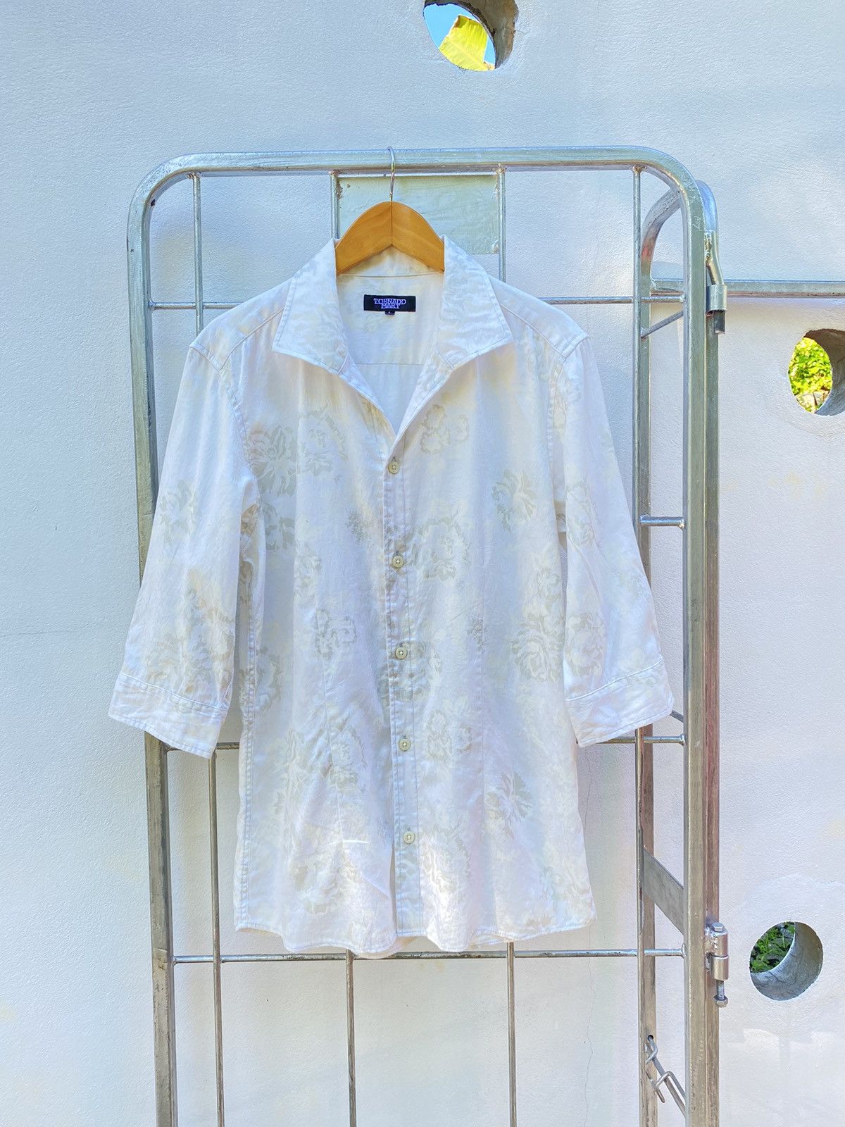 Tornado Mart TORNADO MART white shirt Size ONE SIZE - 1 Thumbnail