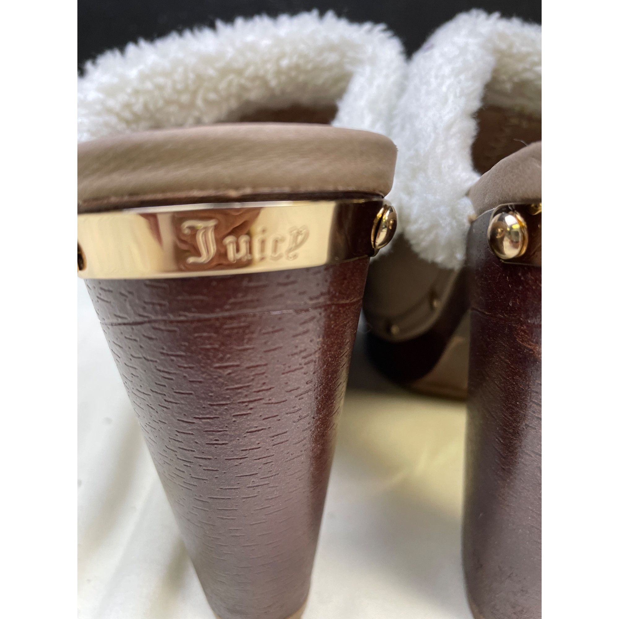 Juicy Couture Juicy Couture Women's Tan Faux Fur Shoes/ Clogs Heels 4.5" S Size US 7 / IT 37 - 9 Thumbnail