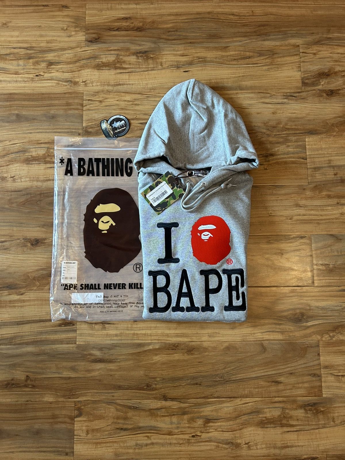 Bape NEW Bape I Love Bape Logo Pullover Hoodie Size US L / EU 52-54 / 3 - 1 Thumbnail