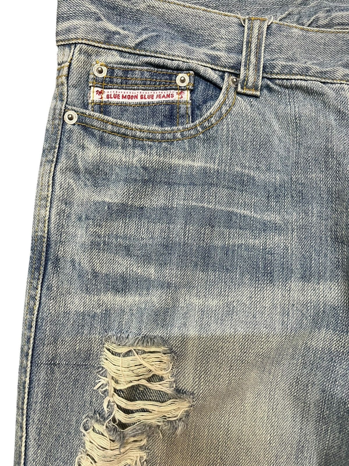 Japanese Brand Vintage Blue Moon Blue Faded Grunge Distressed Denim Size US 31 - 3 Thumbnail