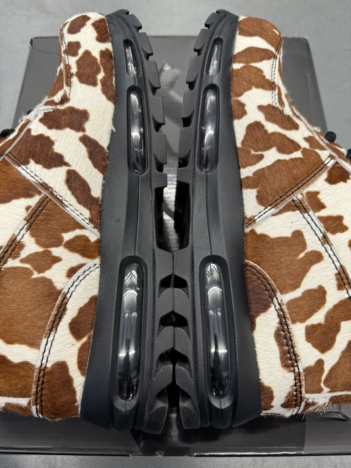 Nike 2025 Nike Air Max Goadome Sail Cacao Wow Cow Print Pony Hair Size US 8 / EU 41 - 3 Thumbnail