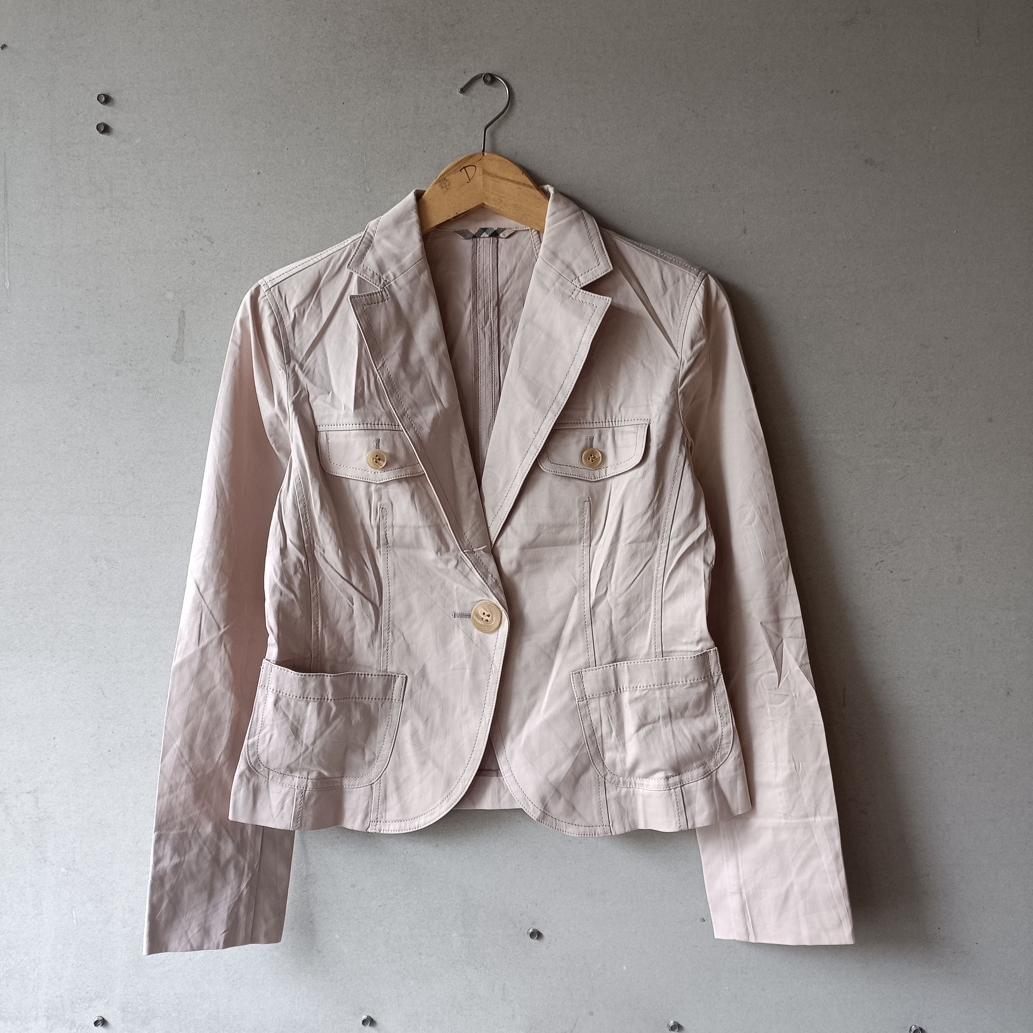Burberry crop top outer wear