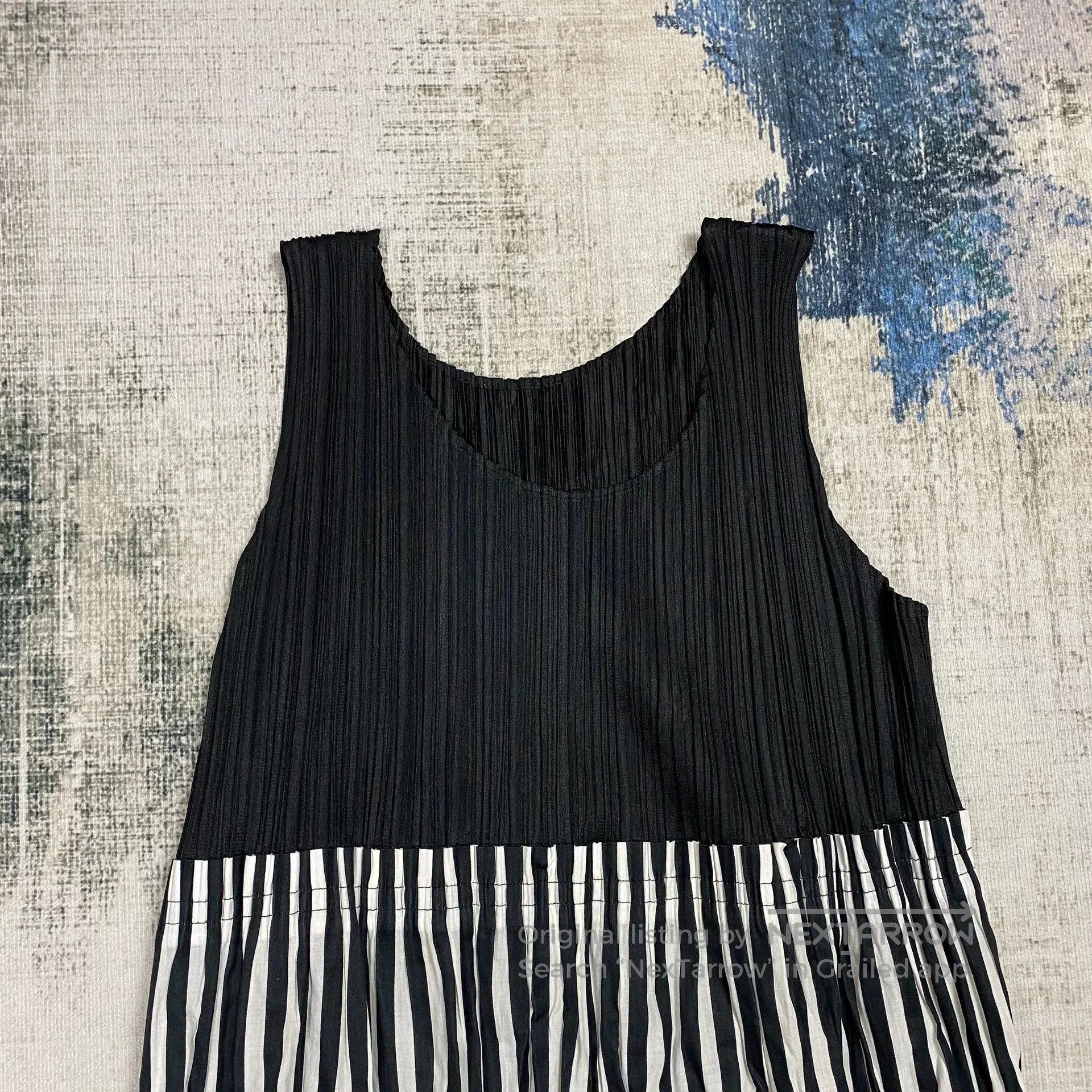 Pleats Please Issey Miyake Issey Miyake Pleats Please Striped Dress. Size L / US 10 / IT 46 - 2 Thumbnail