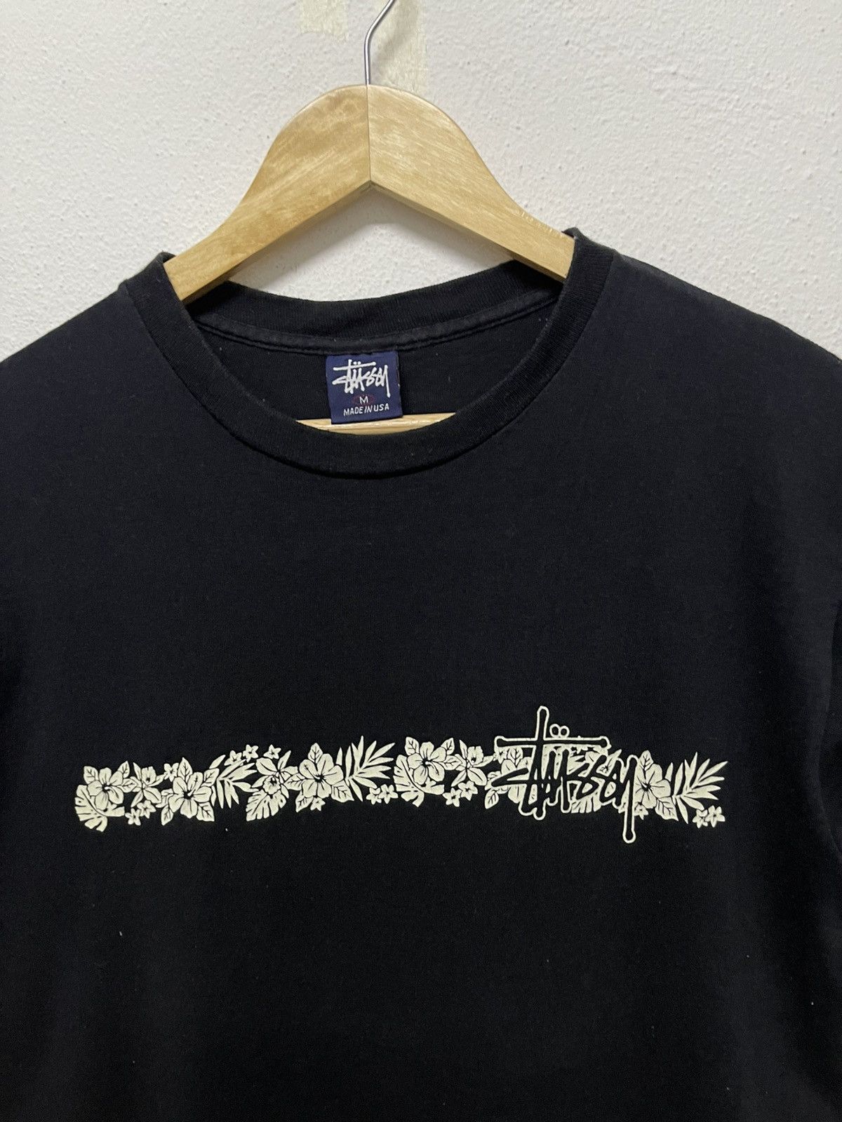 Stussy RARE VINTAGE 90s STUSSY FLORAL TSHIRT SINGLE STITCH Size US M / EU 48-50 / 2 - 6 Thumbnail