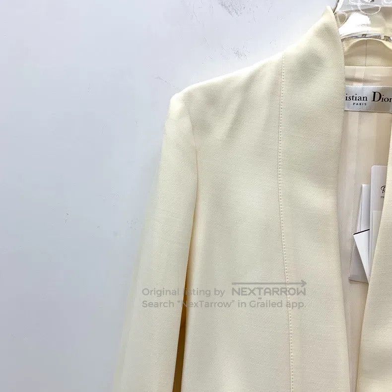 Dior Dior 23 Palto beige wool buckleless belt suit jacket Size XXS / US 00 / IT 34 - 3 Thumbnail