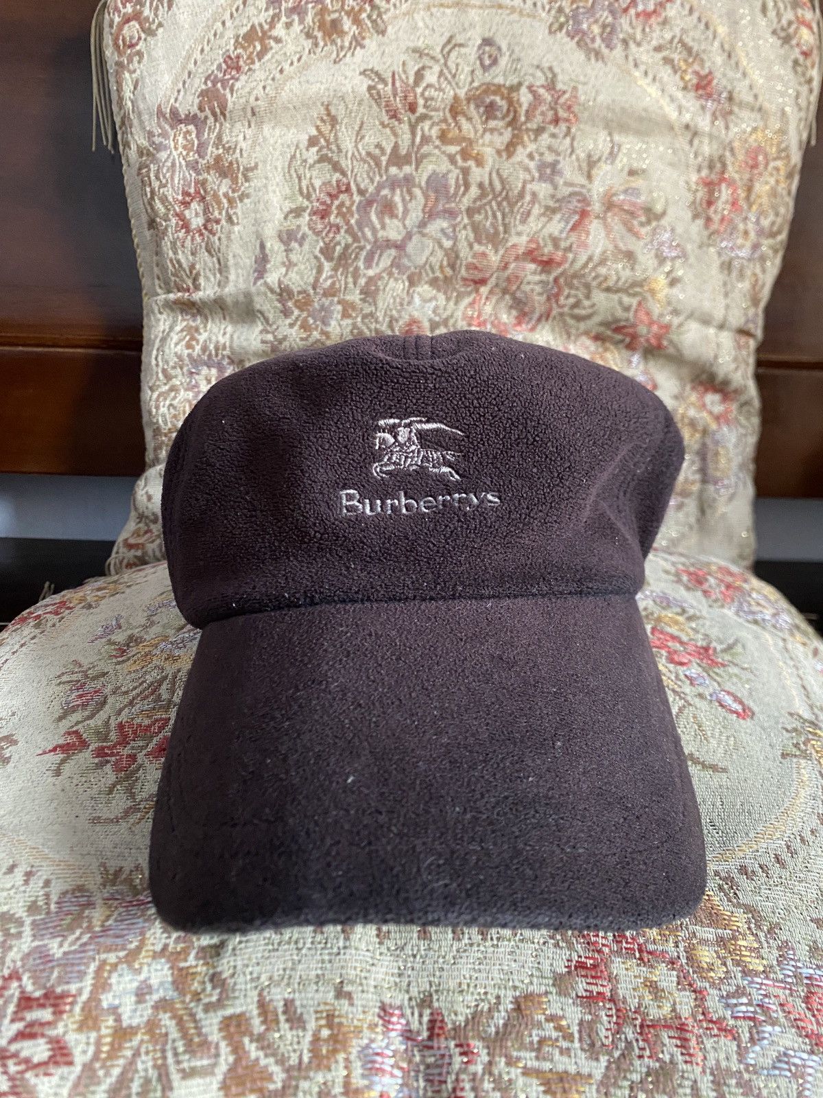 ? Burberry Vintage Prorsum Cap? Burberry × Luxury × Vintage vintage burberrys prorsum logo  main image 2