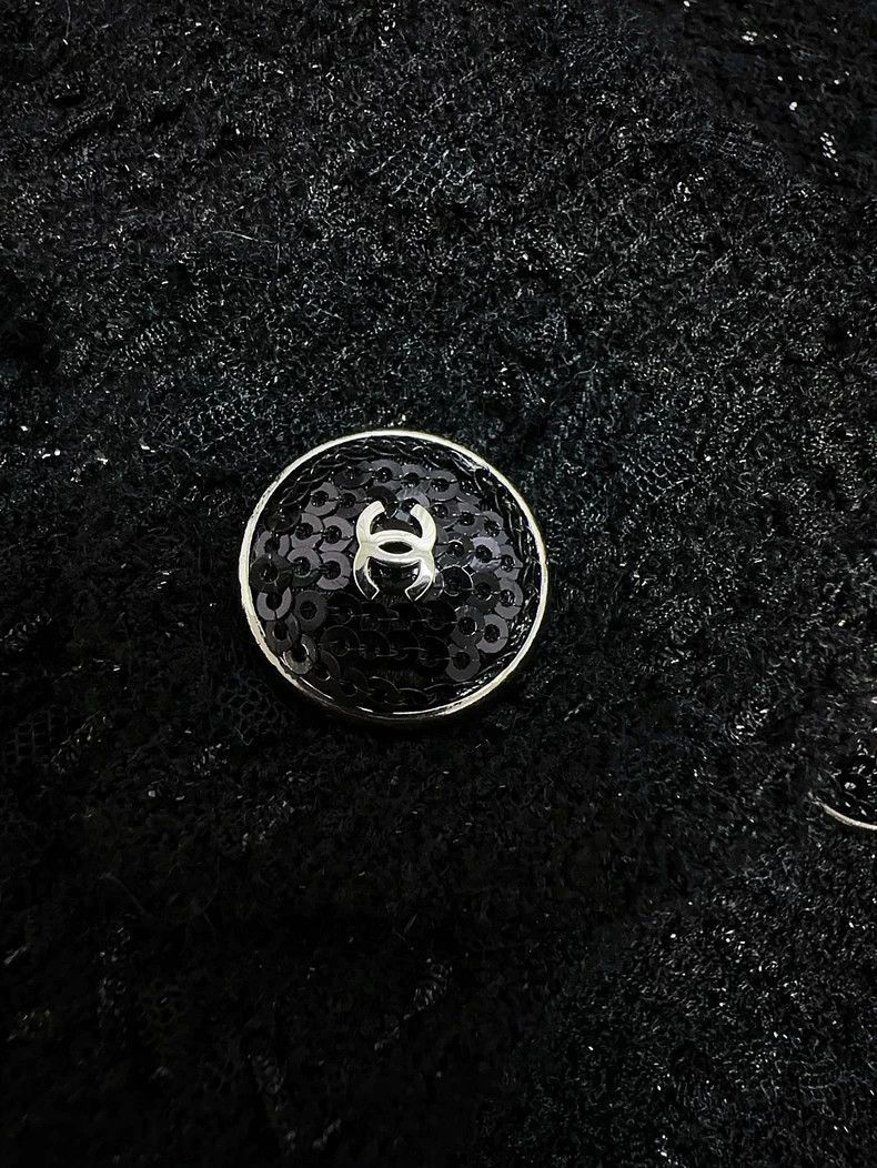 Chanel Chanel 21B Black Tweed Double-Breasted Coat Size M / US 6-8 / IT 42-44 - 5 Thumbnail