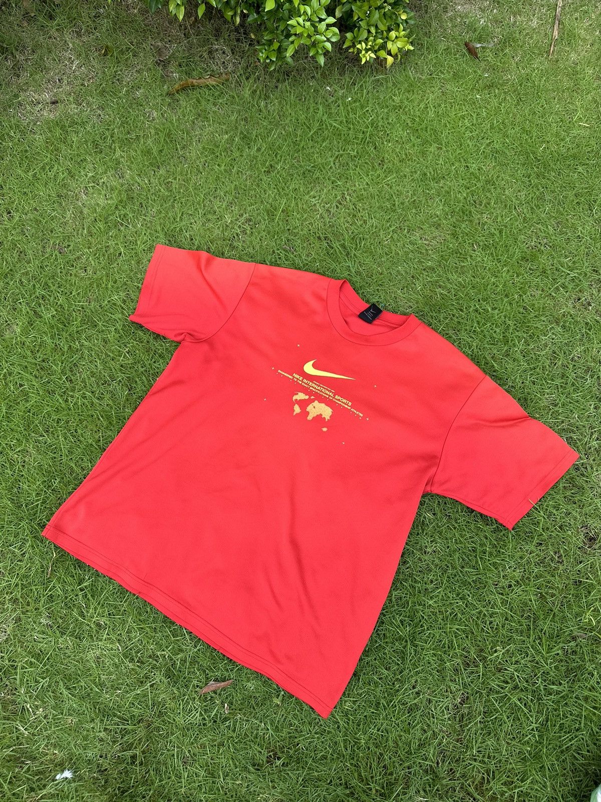 Nike × Vintage NIKE VINTAGE BIG LOGO STREETWEAR T-SHIRT Size US XL / EU 56 / 4 - 1 Thumbnail
