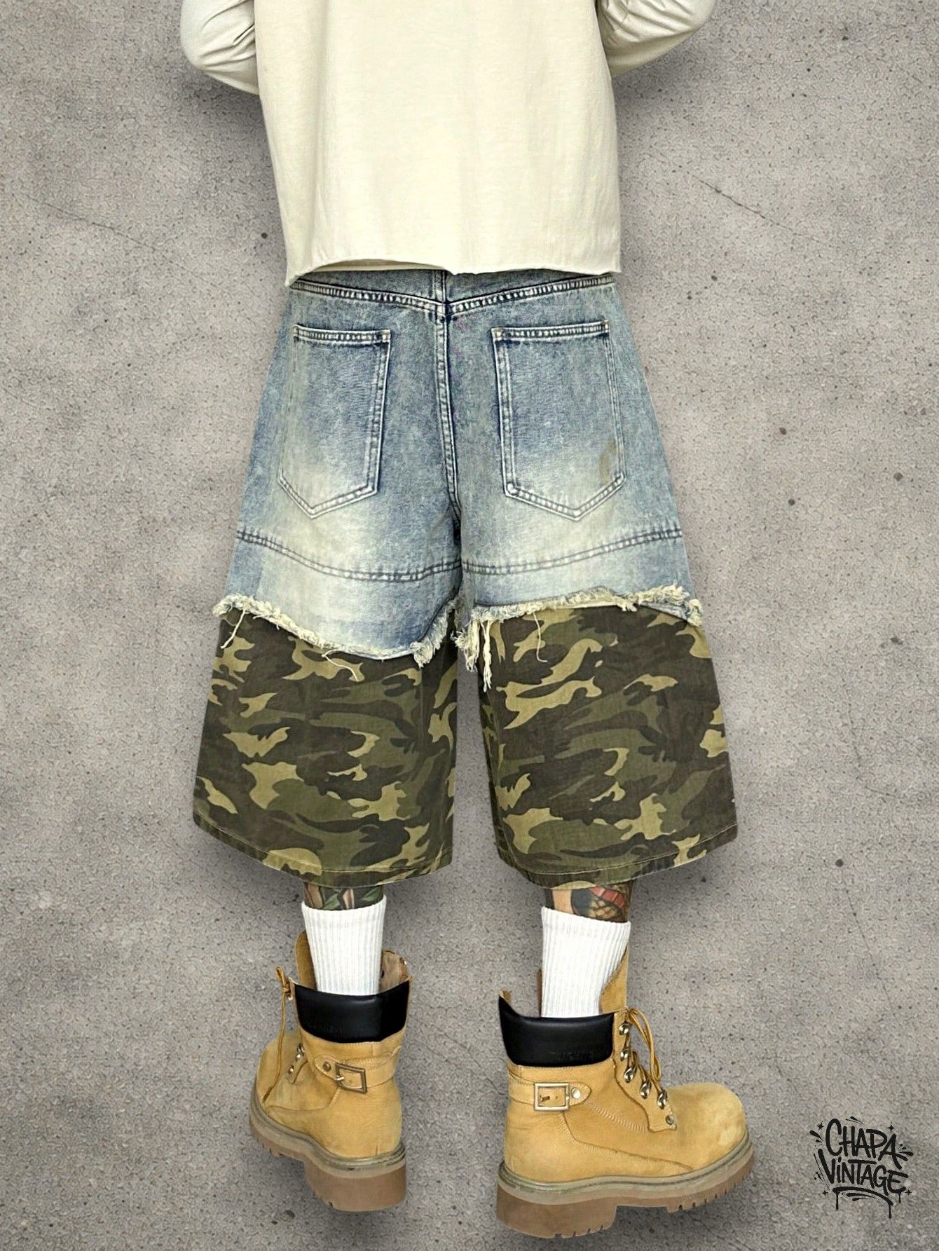 Jean Vintage straight camo jeans shorts Size US 32 / EU 48 - 3 Thumbnail