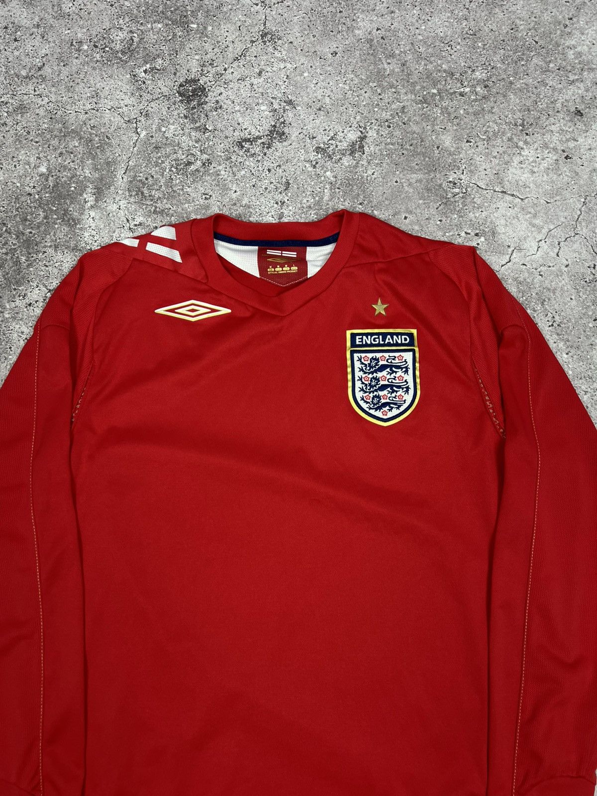 Umbro Vintage Umbro England 2006/2008 Away Football Soccer Jersey Size US M / EU 48-50 / 2 - 4 Thumbnail