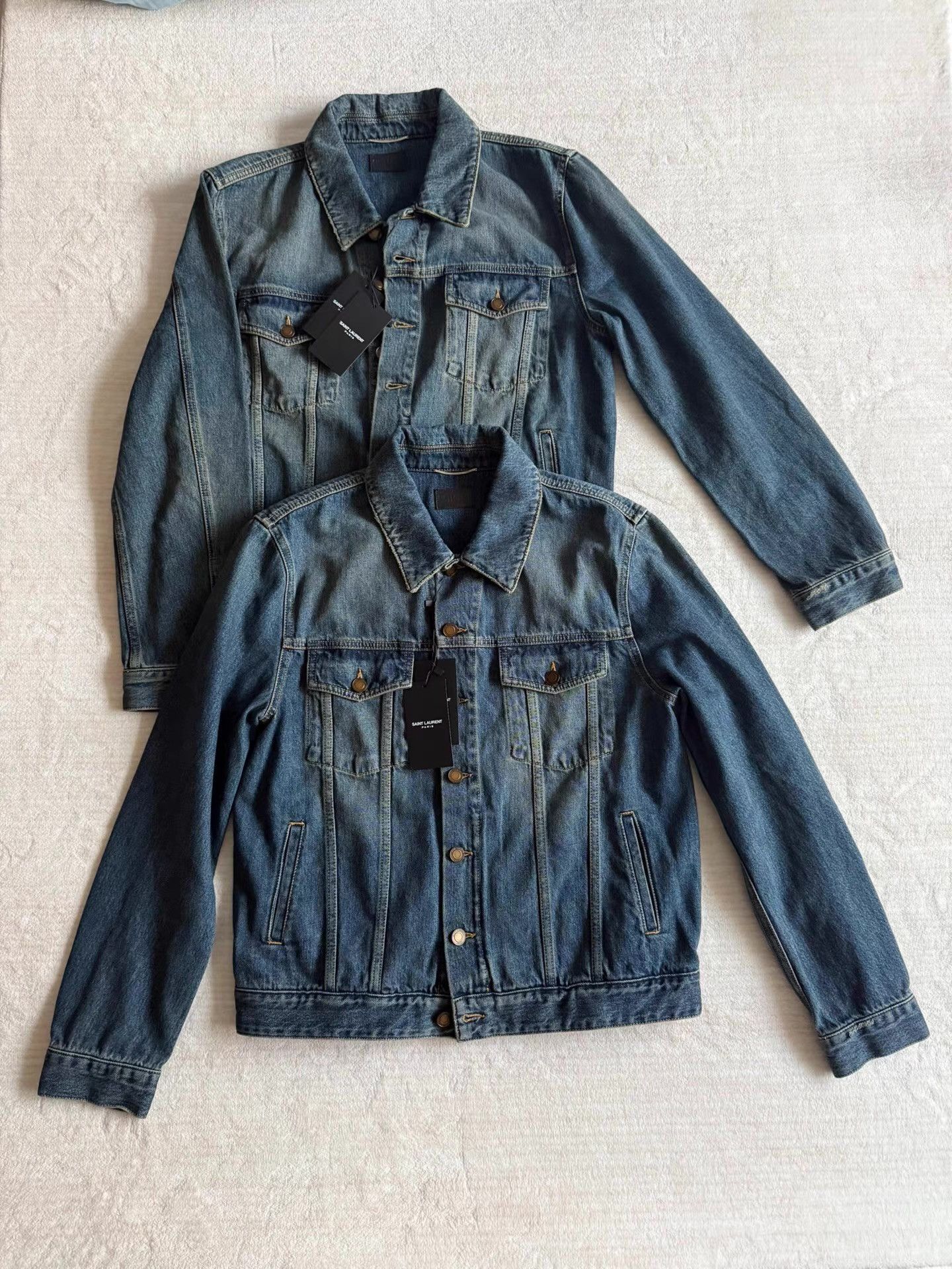 Saint Laurent Paris Saint Laurent Washed Light Blue Denim Jacket Ｑ23 Size US L / EU 52-54 / 3 - 1 Thumbnail