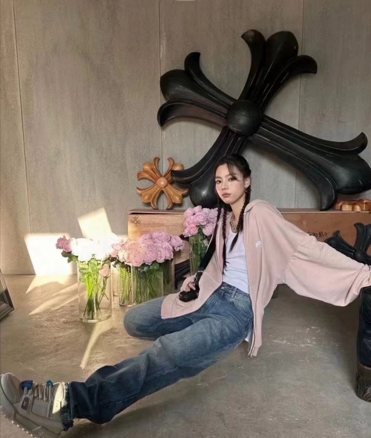 Balenciaga Balenciaga Women's Pink Zipper Hooded Oversized Sweatshirt Size XS / US 0-2 / IT 36-38 - 6 Thumbnail