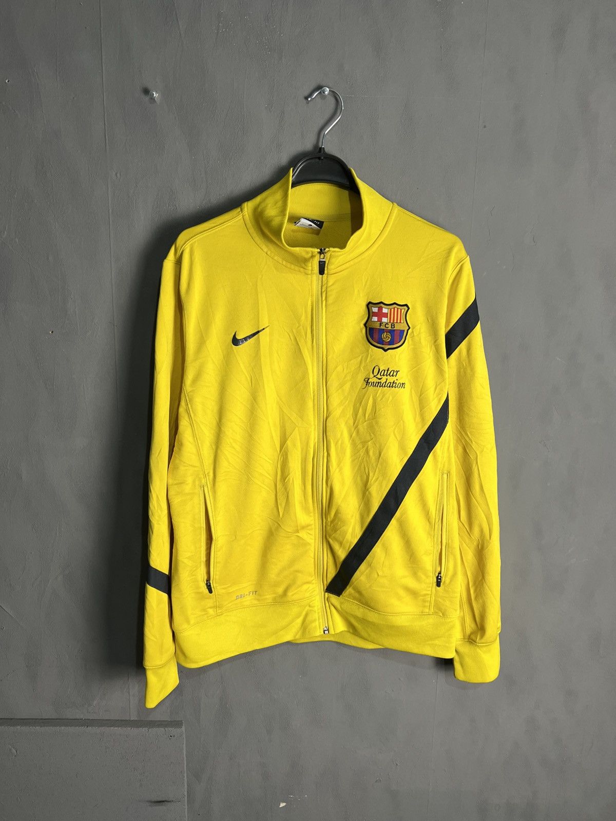 Nike Vintage Nike Barcelona Zip Hoodie Size US L / EU 52-54 / 3 - 1 Thumbnail