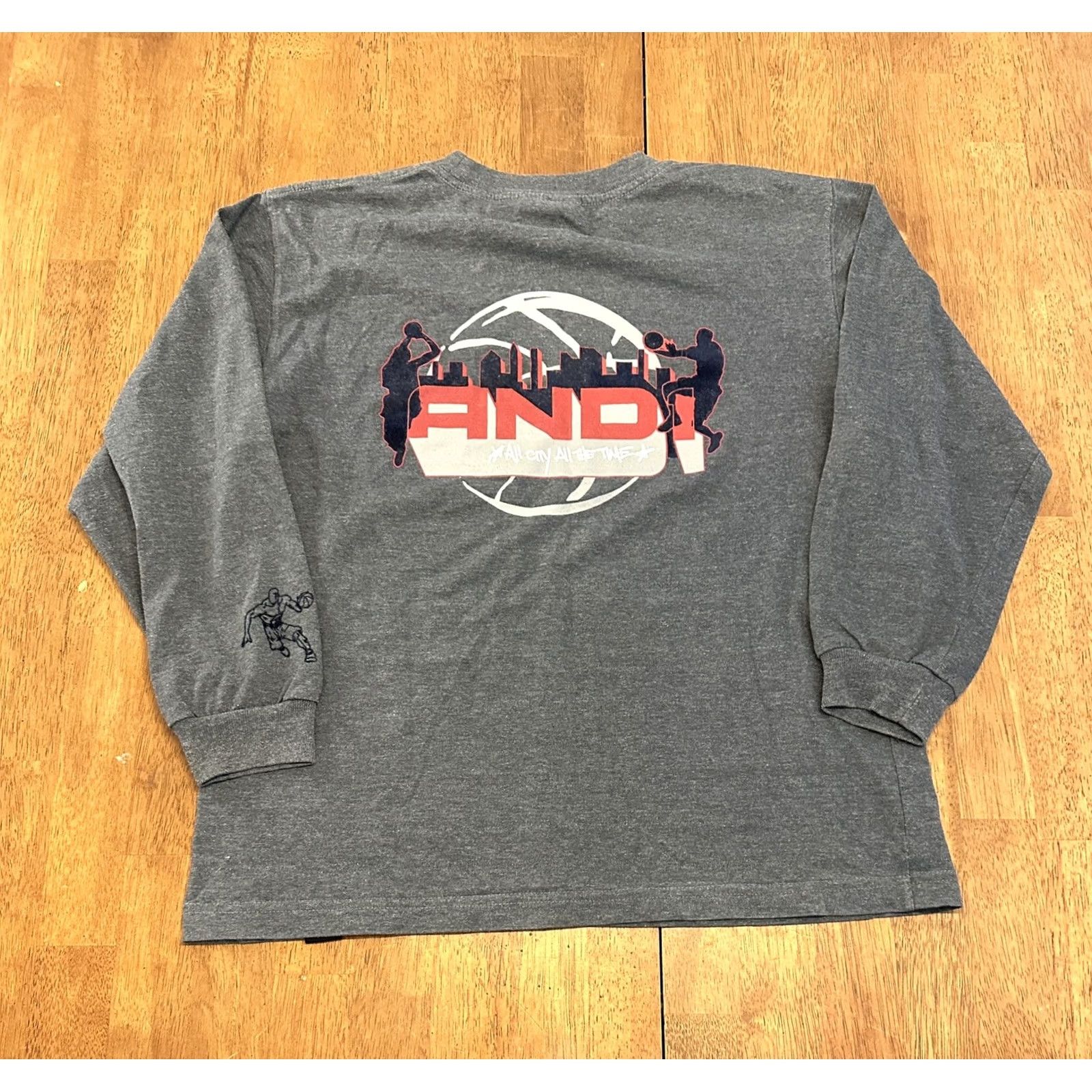 Vintage VINTAGE AND1 Long Sleeve Shirt Small Mens 24/7 365 Basketball Y2K Size US S / EU 44-46 / 1 - 5 Thumbnail