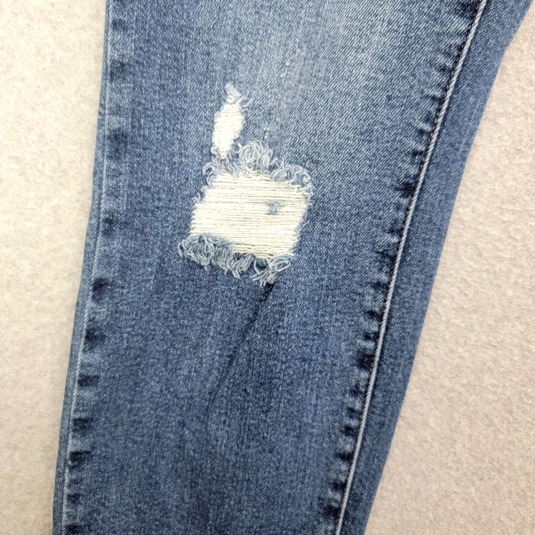 Vintage Judy Blue Jeans Women 14W Boyfriend Distressed Embroidered Flowers Blue 5-Pocket Denim Jeans Boyfriend Fit Size 14W Womens Size 36" / US 14 / IT 50 - 5 Thumbnail