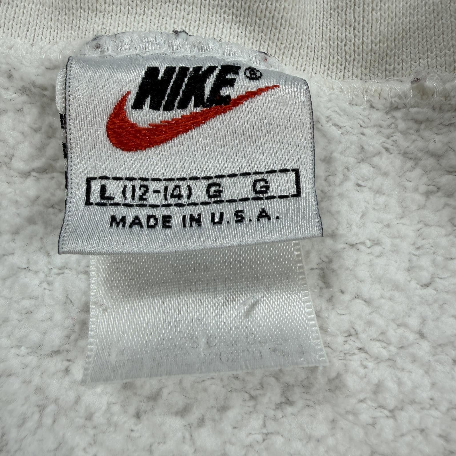 Nike Vintage Nike 90s Center Swoosh Crewneck Sweatshirt Made USA Size US L / EU 52-54 / 3 - 4 Thumbnail