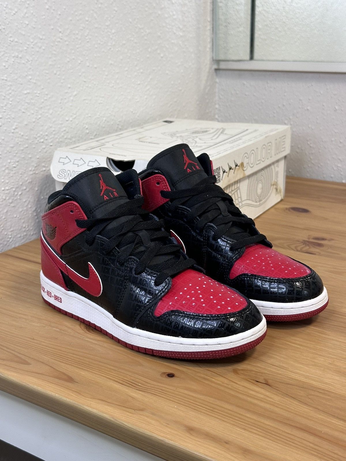 Air Jordan Mid SS GS Black and Red size