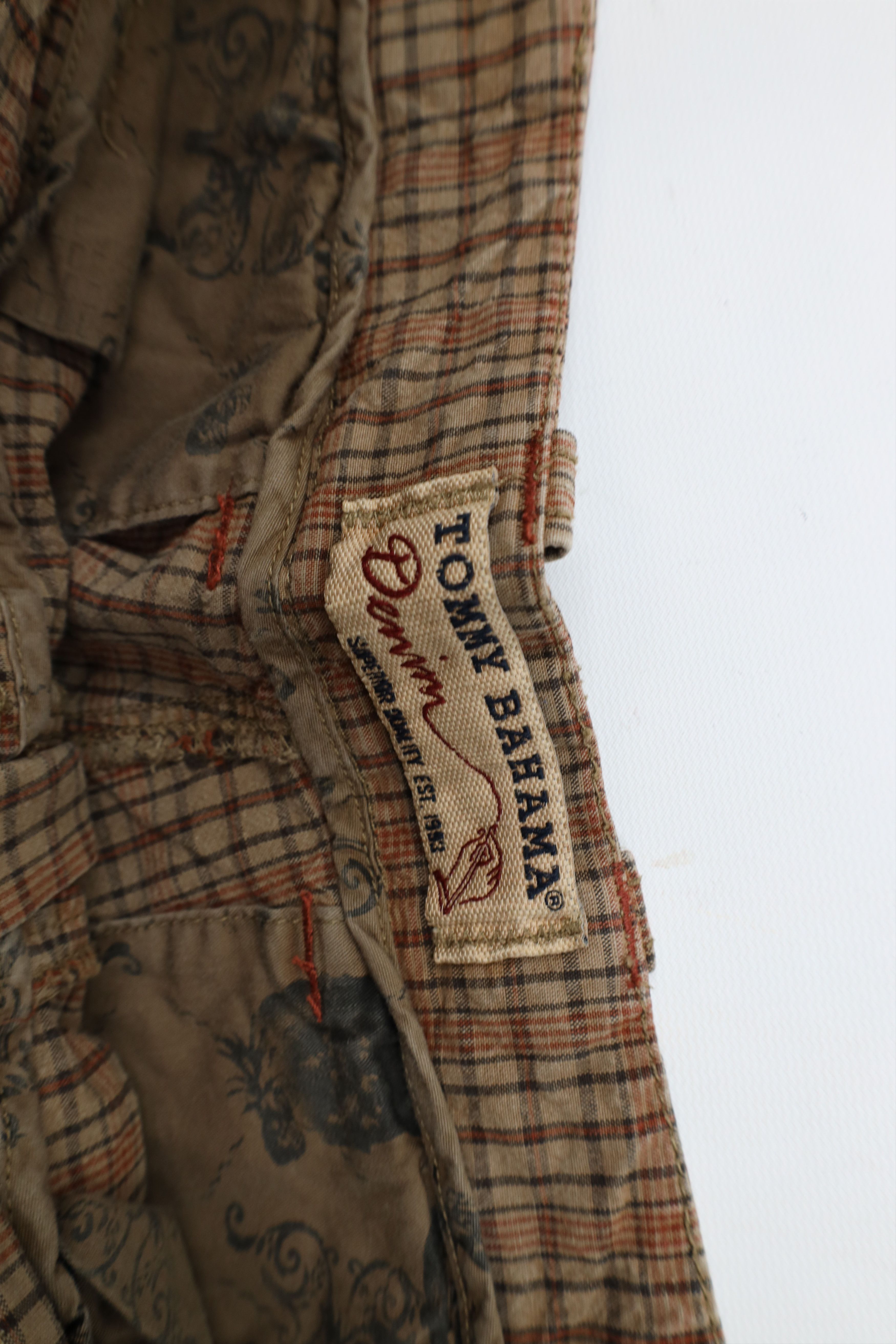 Tommy Bahama × Vintage Vintage Tommy Bahama Heavyweight Pigment Dye Shorts Cotton Size US 38 / EU 54 - 7 Thumbnail