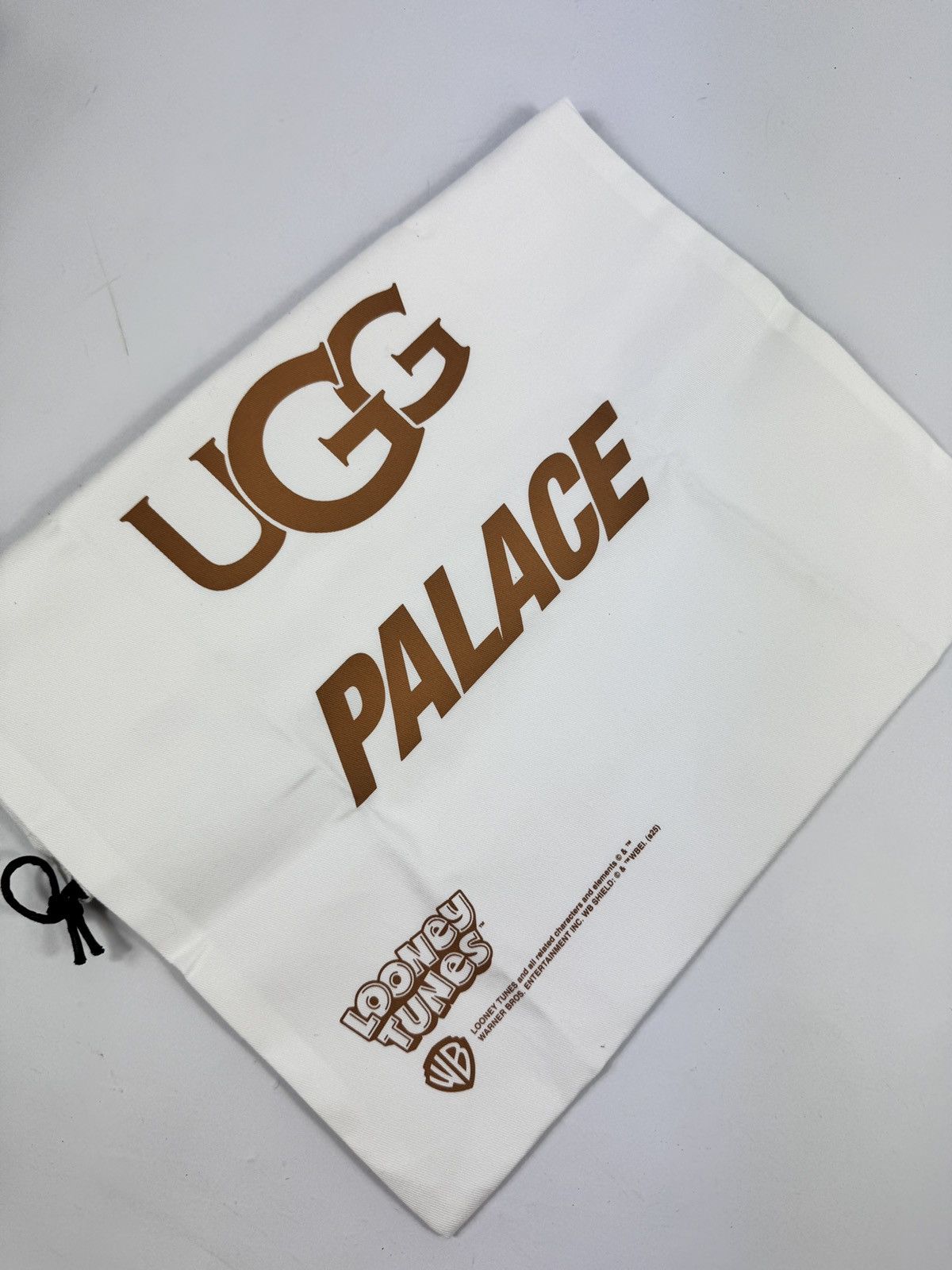 Palace × Ugg LOONEY TUNES UGGS Size US 10 / EU 43 - 17 Thumbnail
