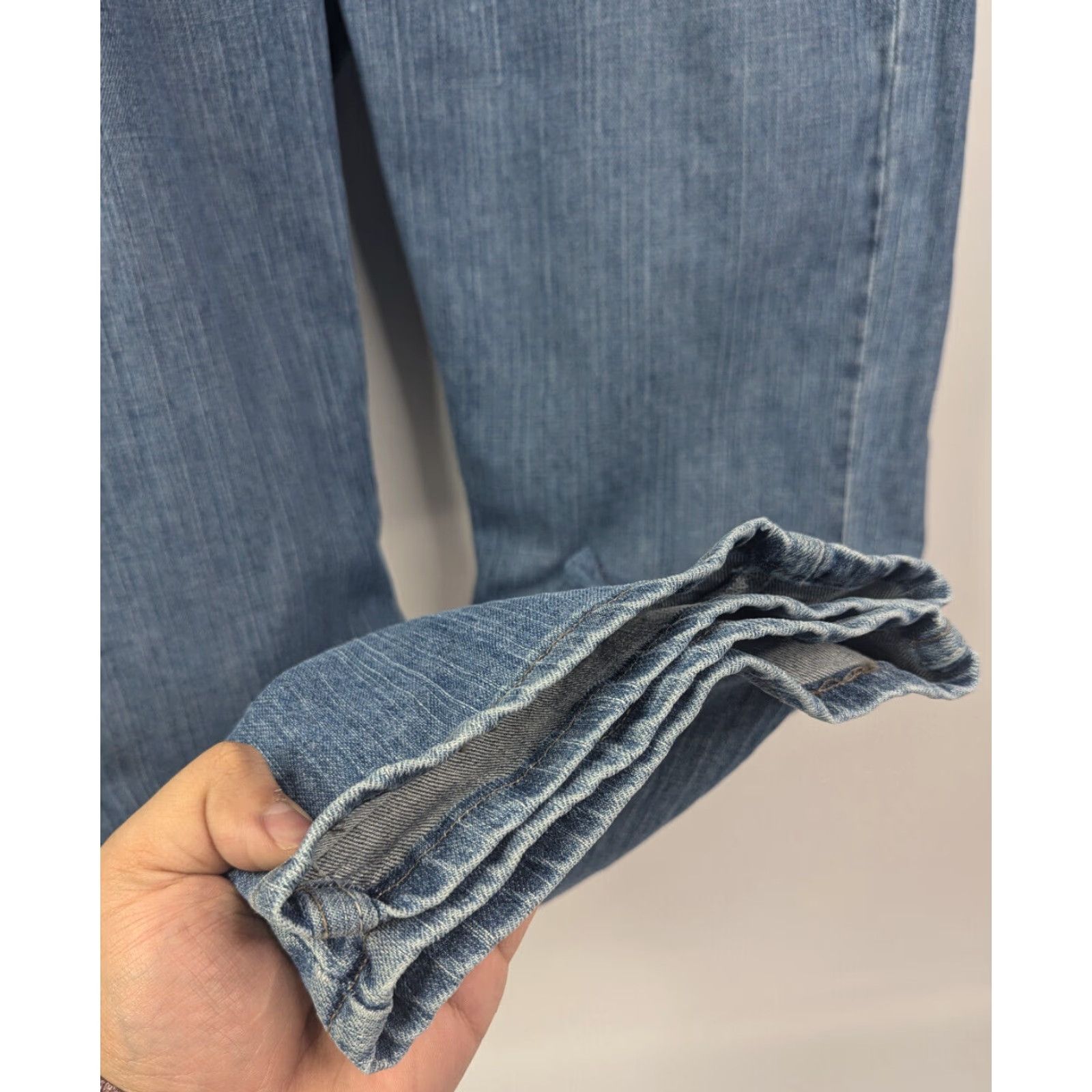 Vintage Lee Jeans Raiders Straight Leg Womens Size 14P Petites Denim Blue 130G188 Cotton Blend 99% Cotton 1% Spandex Size 36" / US 14 / IT 50 - 2 Thumbnail