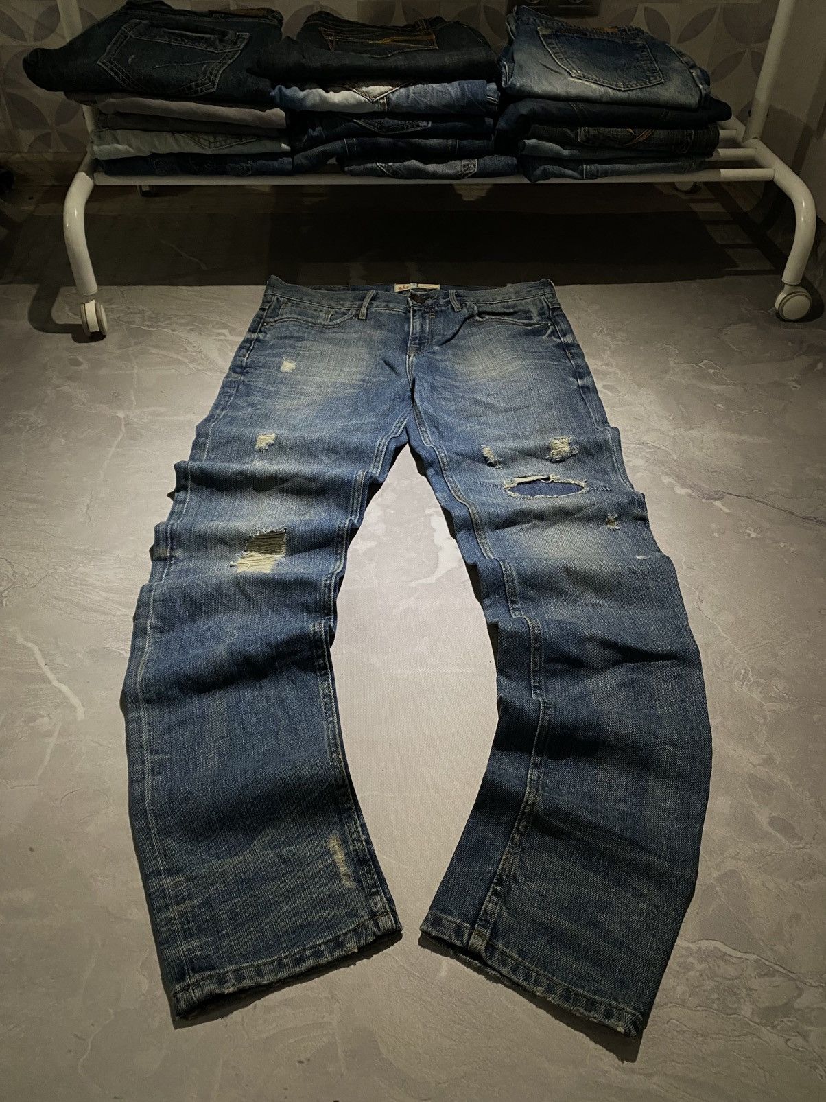 Japanese Brand Heavy Distressed Underground Darkwear Jean / Drip Y2K Size US 33 - 1 Thumbnail