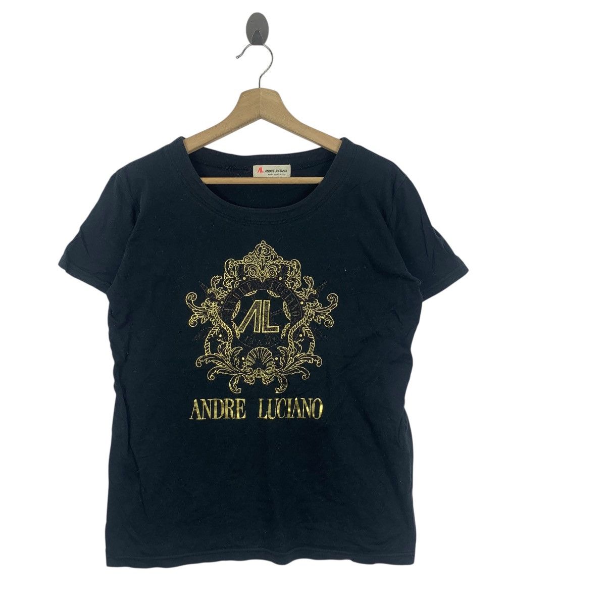 Andreluciano Vintage ANDRE LUCIANO ITALY Vesta Quest Crest Tee Shirt Top Size S / US 4 / IT 40 - 3 Thumbnail