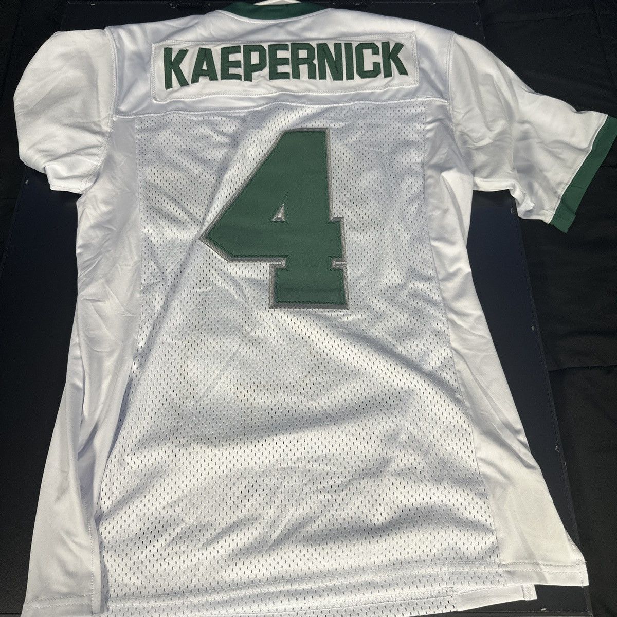 Other Colin Kaepernick #4 Football Jersey – White/Green – Men’s Size US M / EU 48-50 / 2 - 2 Thumbnail