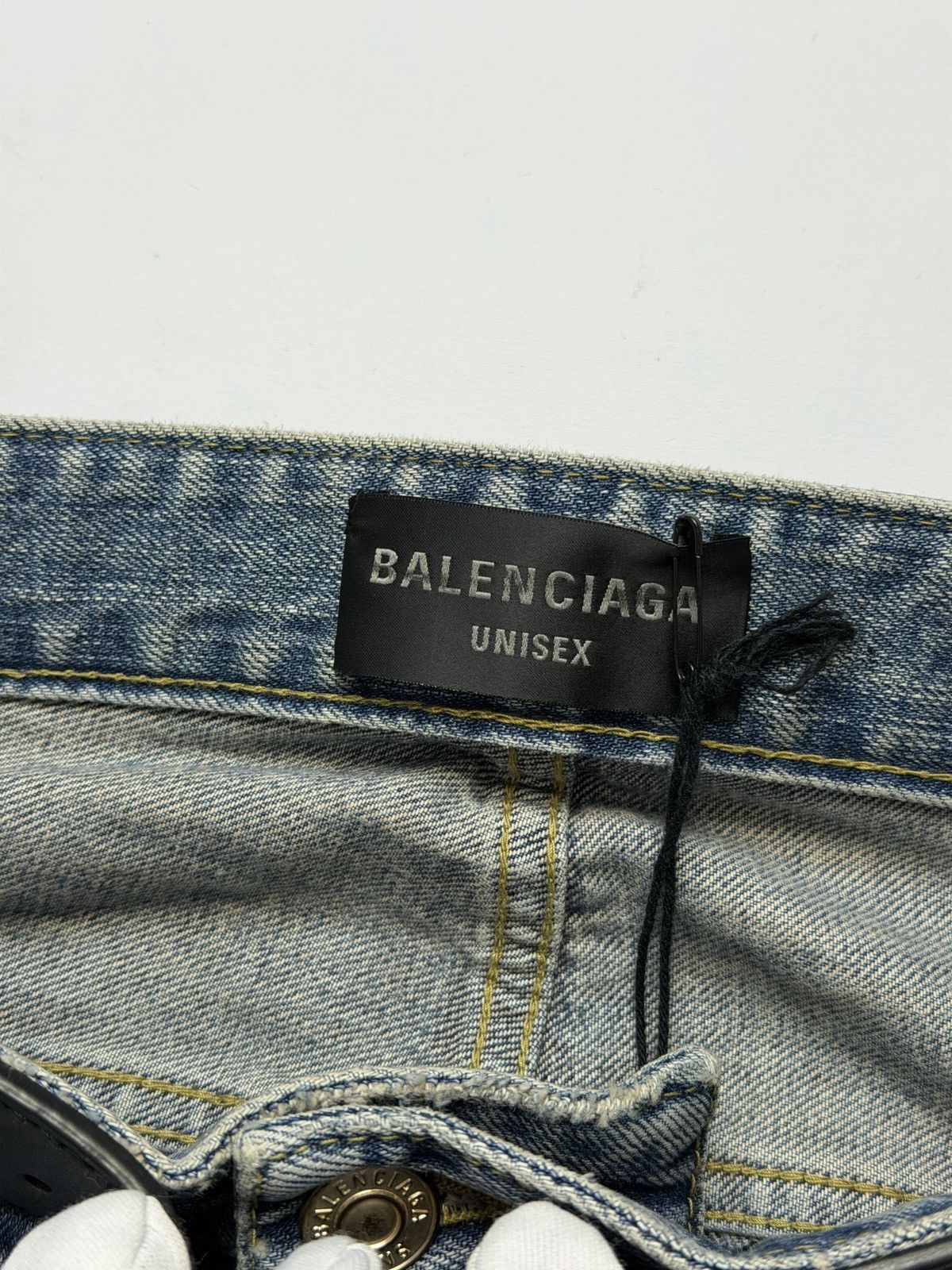 Balenciaga Balenciaga Integrated Belt Washed Blue Denim Pants Size US 28 / EU 44 - 11 Thumbnail