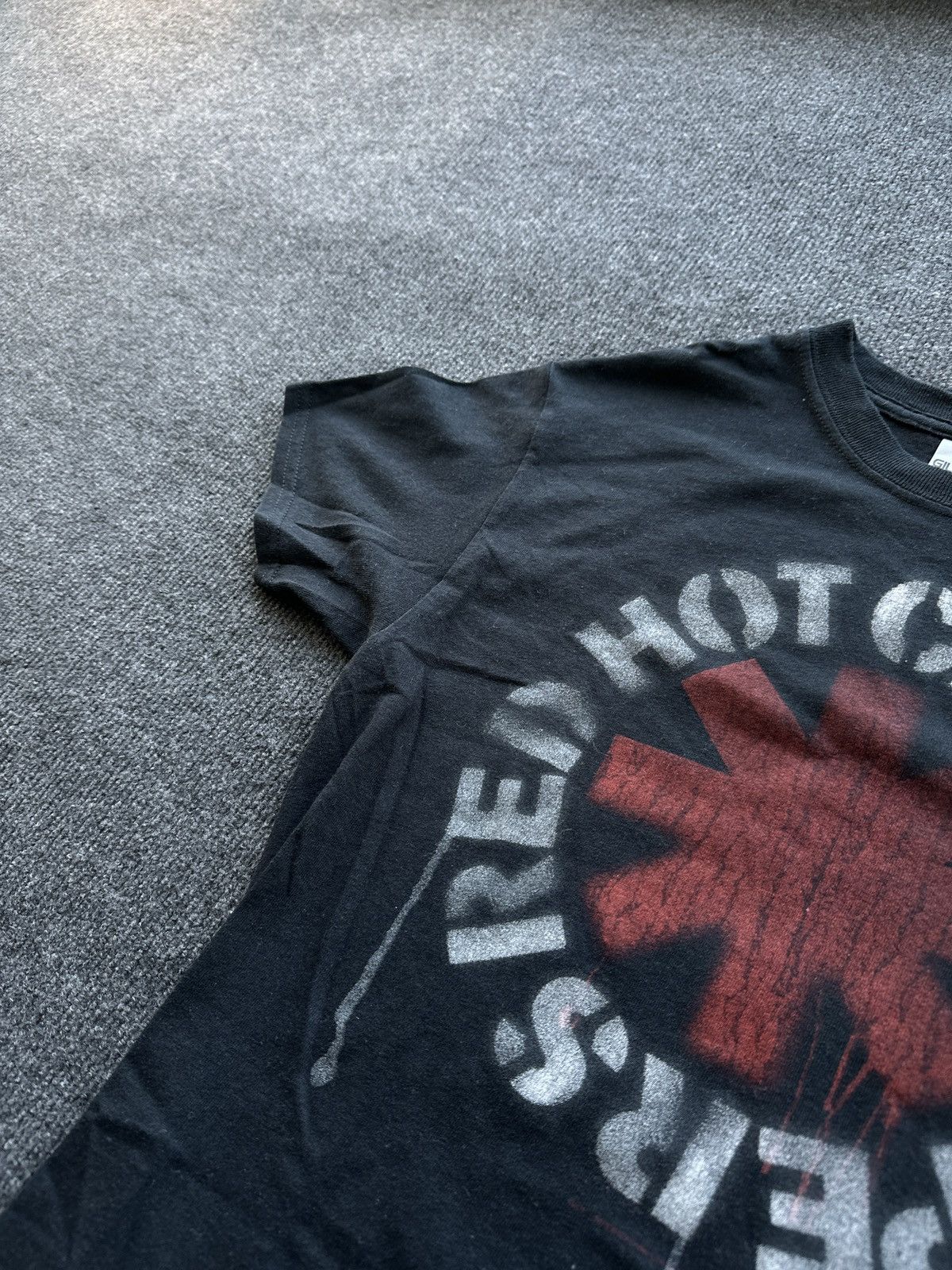 Band Tees 🚨 Red Hot Chili Peppers Big Logo Band 2018 Tour Tee Shirt Size US S / EU 44-46 / 1 - 3 Thumbnail
