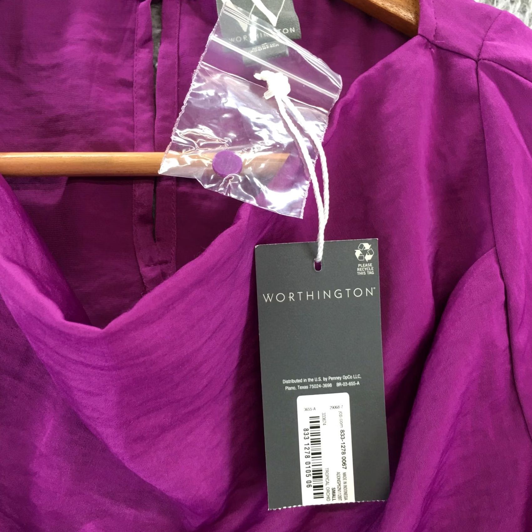 Worthington Worthington Puff Sleeve Blouse Top Womens S Purple 3/4 Sleeve Keyhole Back NWT Casual Basic Shirt Blouse Womens S Purple 3/4 Sleeve Keyhole Back NWT Size S / US 4 / IT 40 - 7 Thumbnail