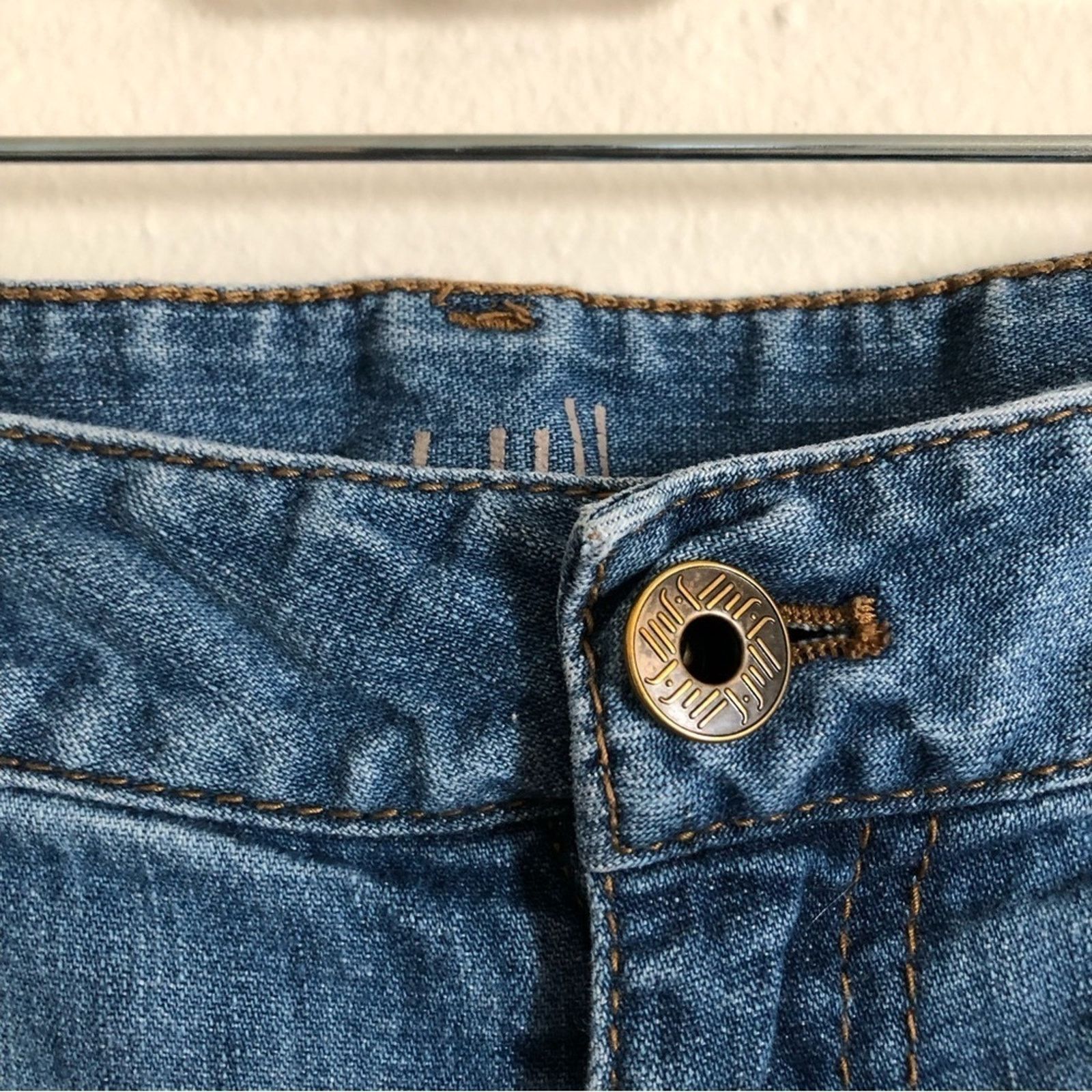 J. Jill J. Jill Petite Authentic Fit Crop Capri Cropped Denim Jeans Size 28" / US 6 / IT 42 - 3 Thumbnail