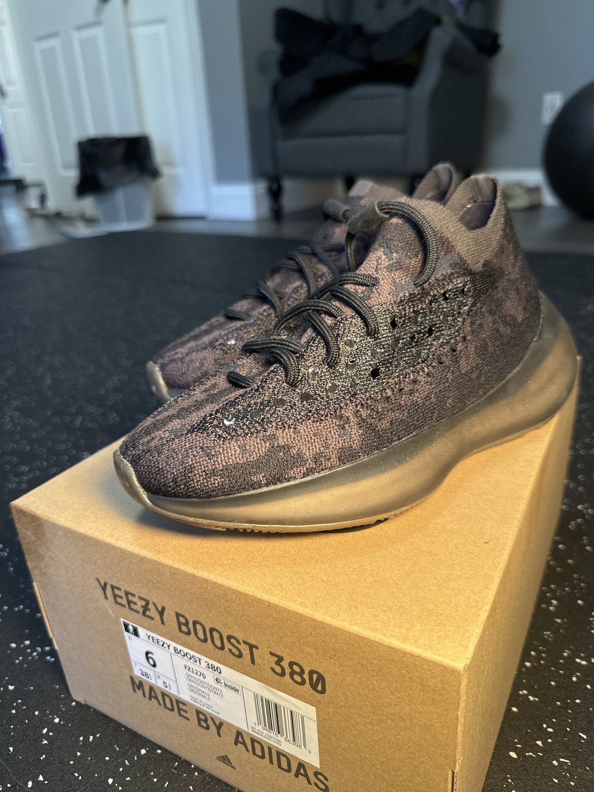 Adidas × Yeezy Yeezy Boost 380 onyx authentic worn once. Practically new! Size US 6 / EU 39 - 8 Thumbnail