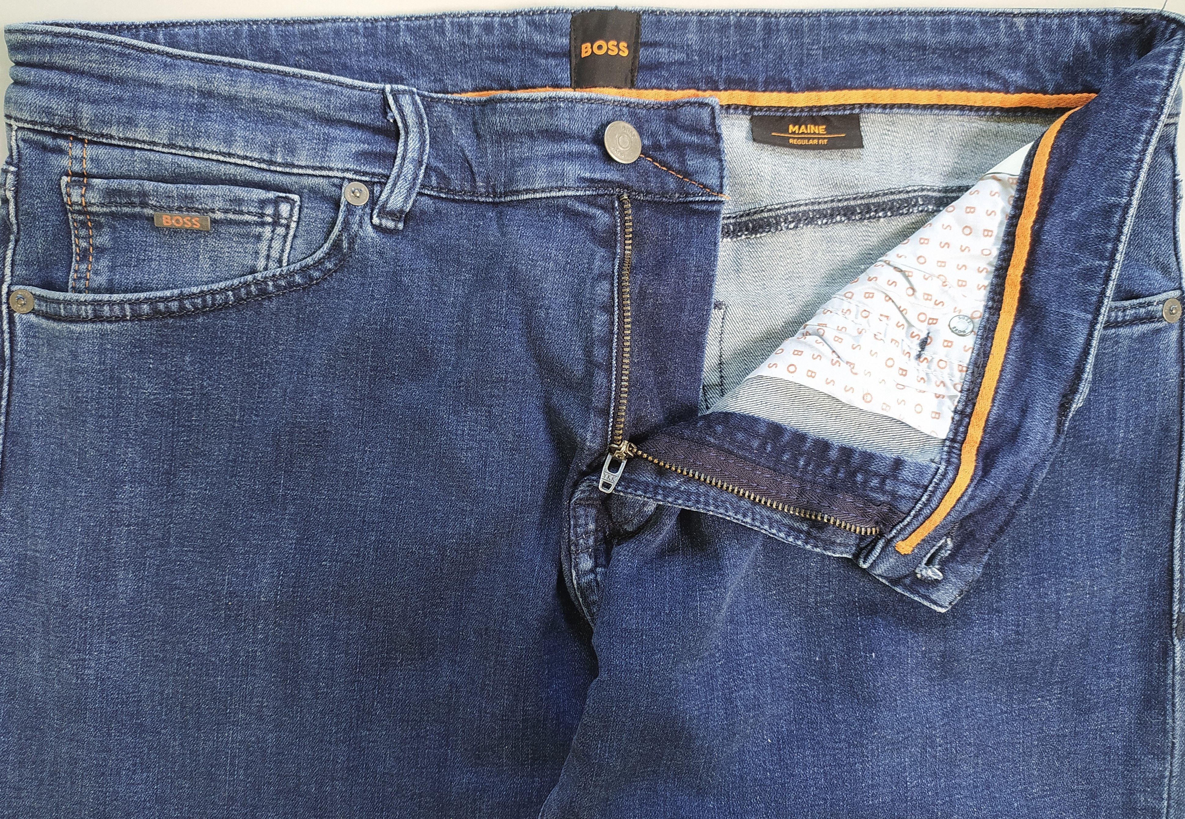 Hugo Boss HUGO BOSS MAINE Regular Fit Jeans FREE SHIPPING T/6033 Size US 36 / EU 52 - 10 Thumbnail