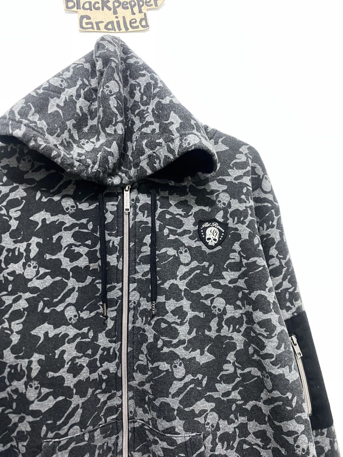 Roen Roen Hoodie Zipper Camo Skull Japanese Brand Size US XL / EU 56 / 4 - 2 Thumbnail